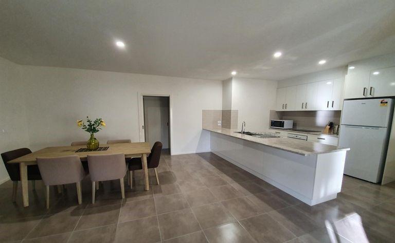 Modern Semi-Furnished Townhouse in the Heart of Tatura