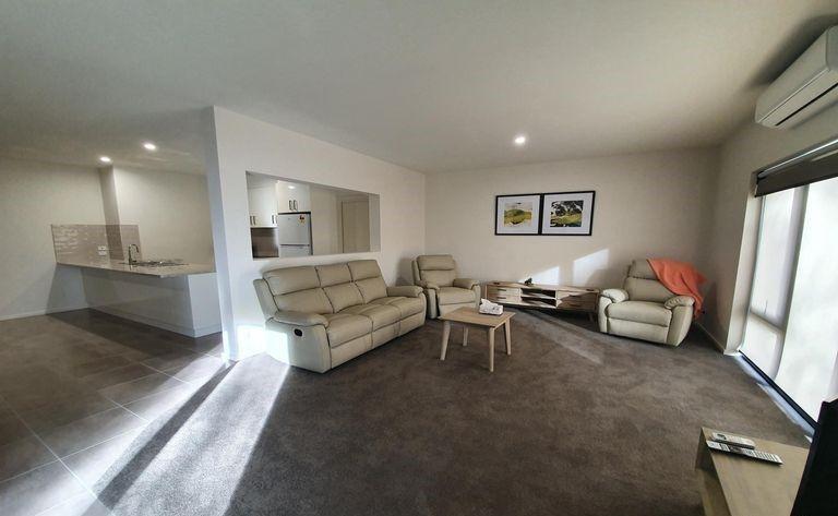 Modern Semi-Furnished Townhouse in the Heart of Tatura