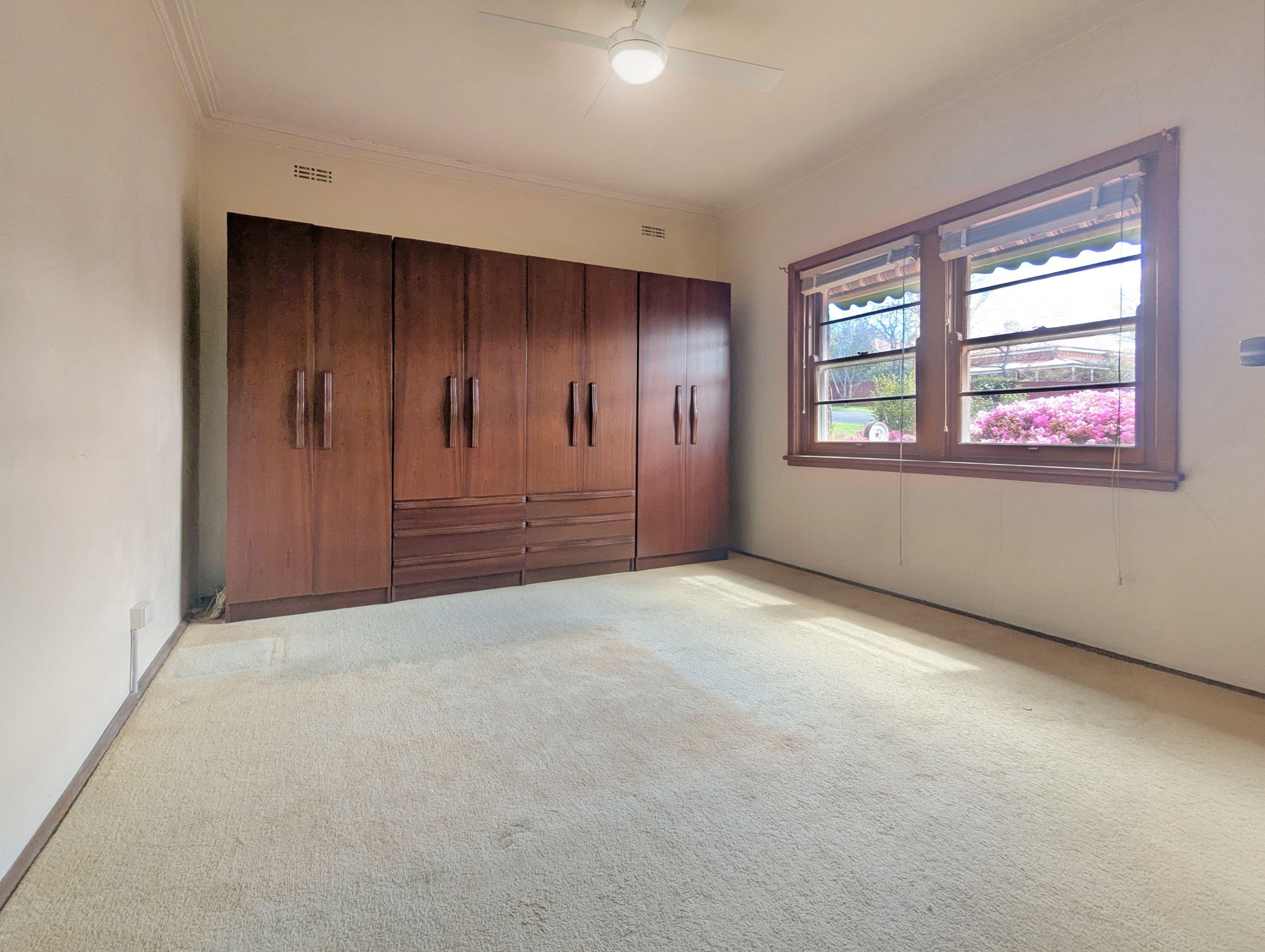 Solid two bedroom cottage, walking distance to main street