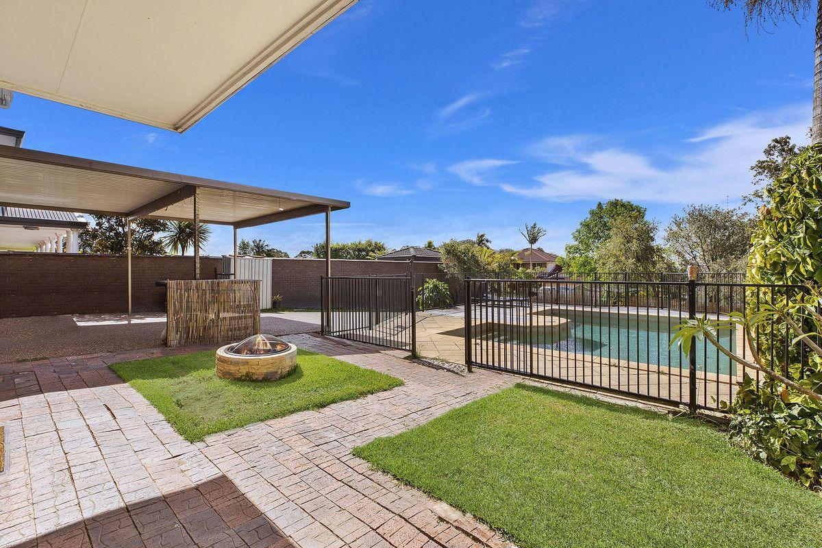 Family Home With in law accomdation and In-Ground Pool