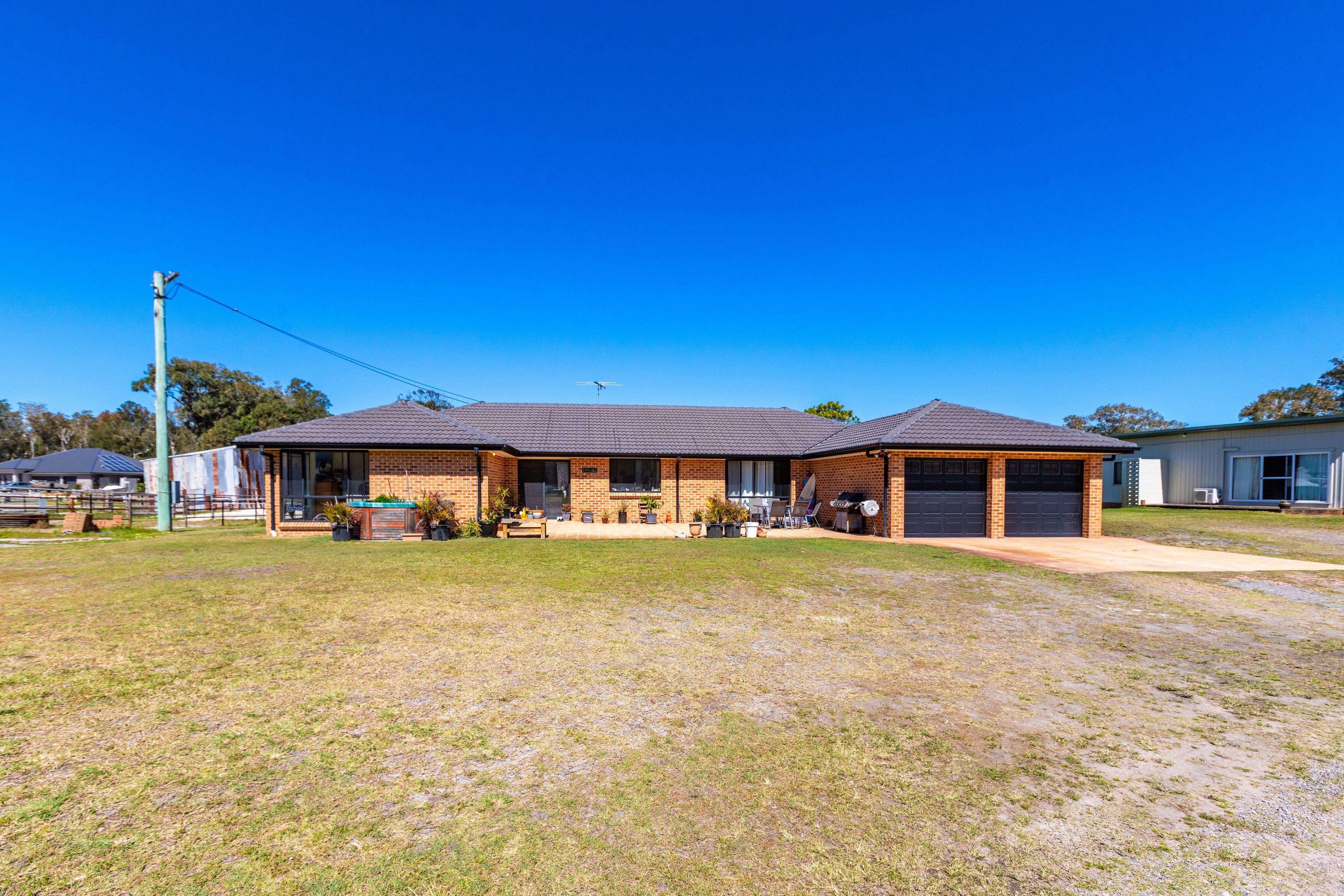 FOR SALE | LARGE LAND HOLDING ACROSS TWO TITLES IN ANNA BAY