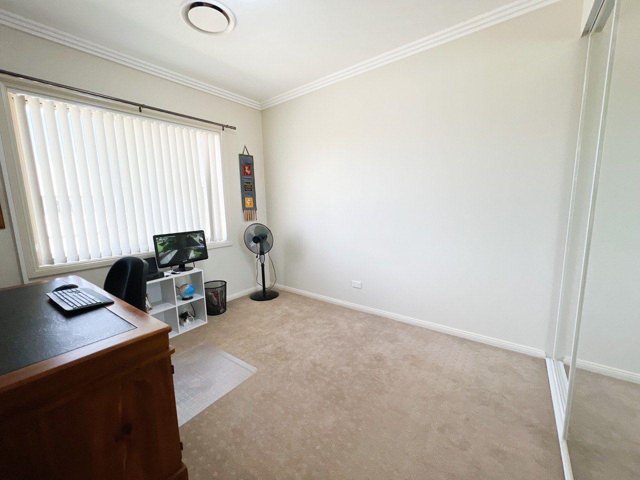 Ray White Parkes