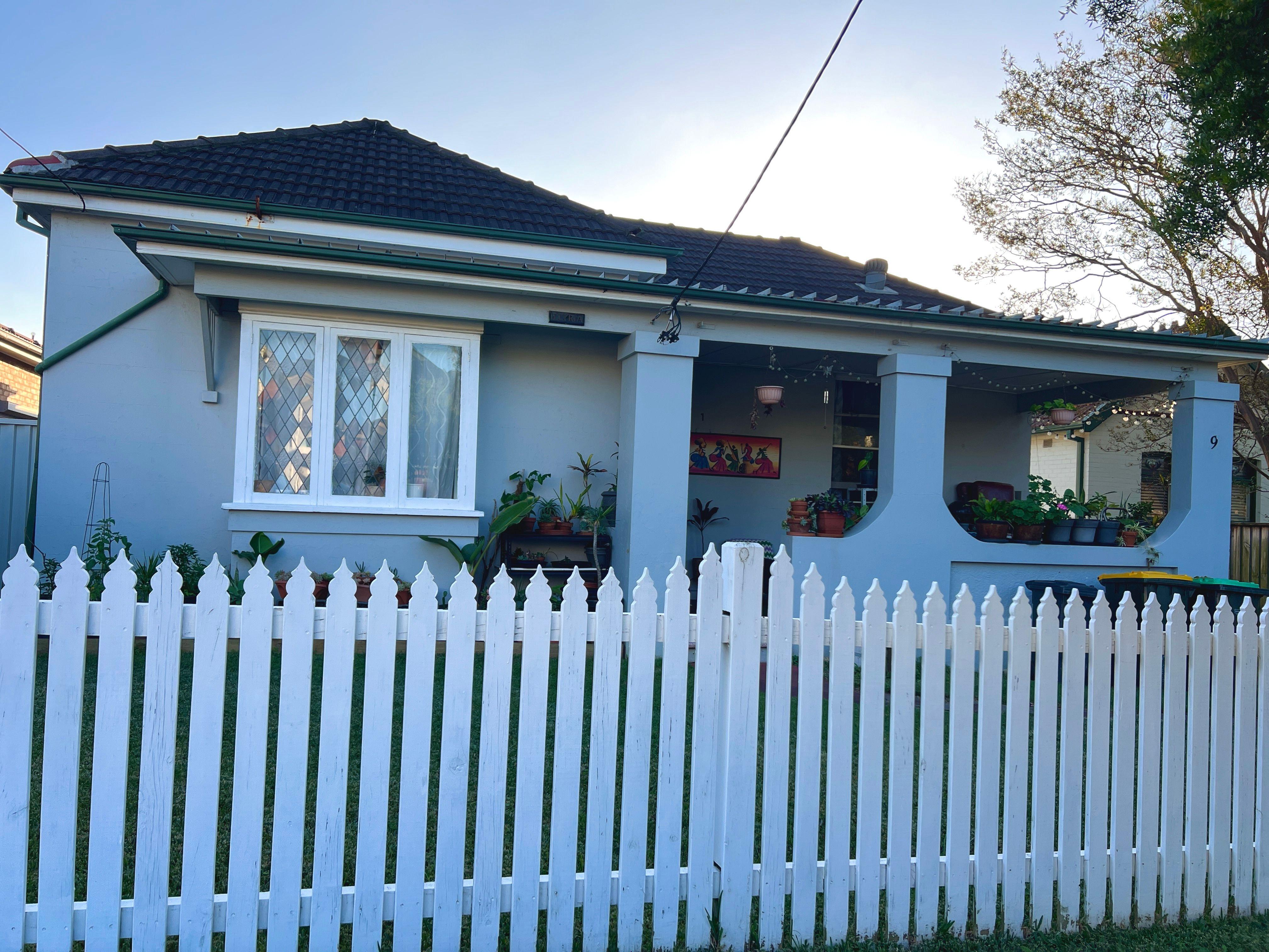 Spacious Studio Apartment in Prime Burwood Location