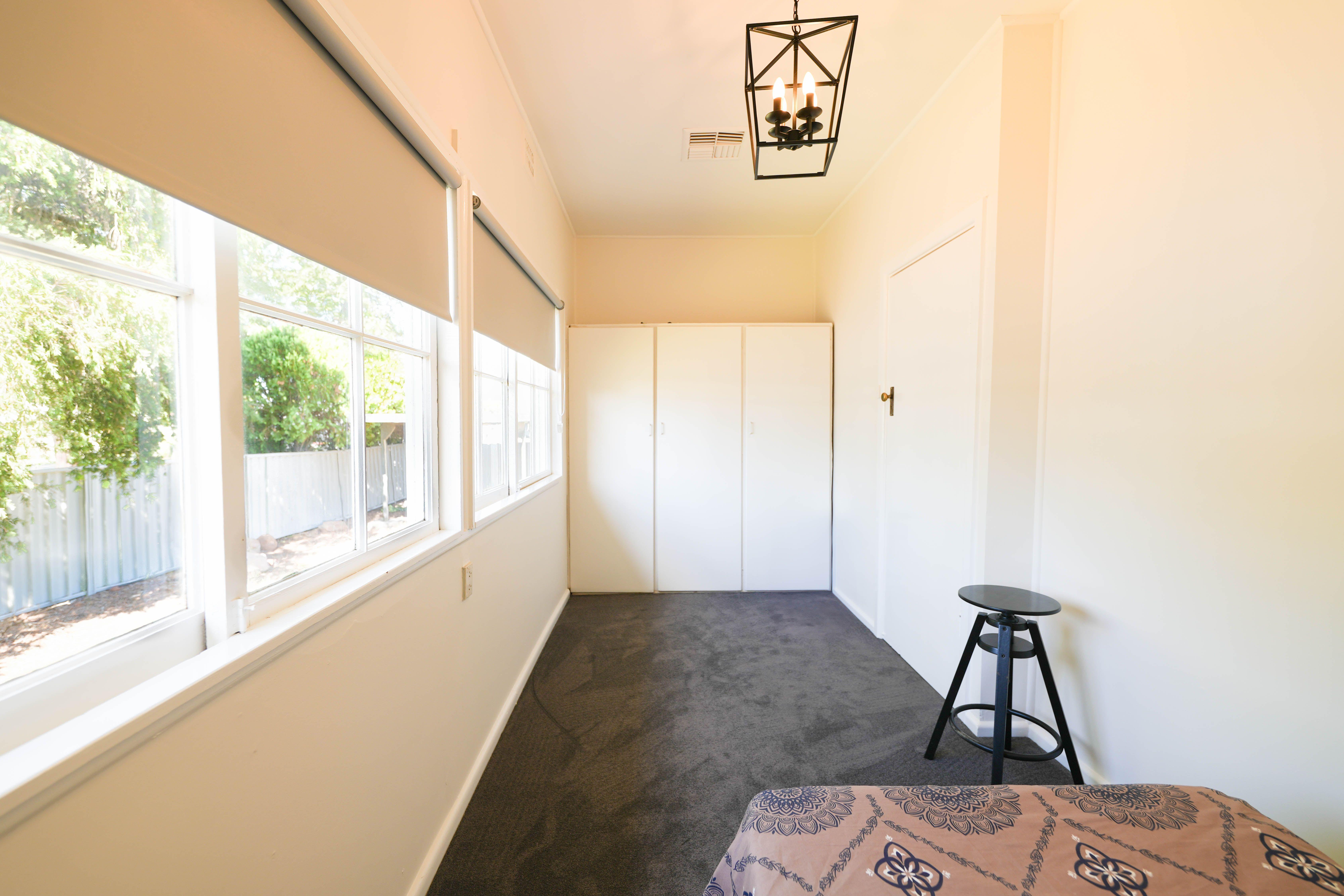 Ray White Forbes - 68511411