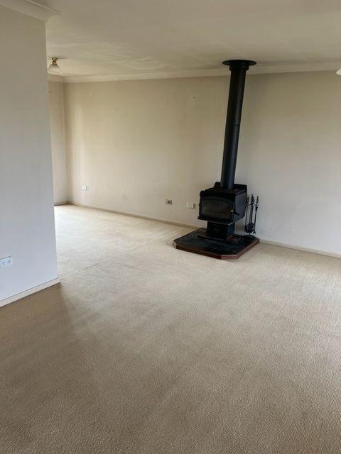 Ray White Real Estate Forbes - 02 6851 1411