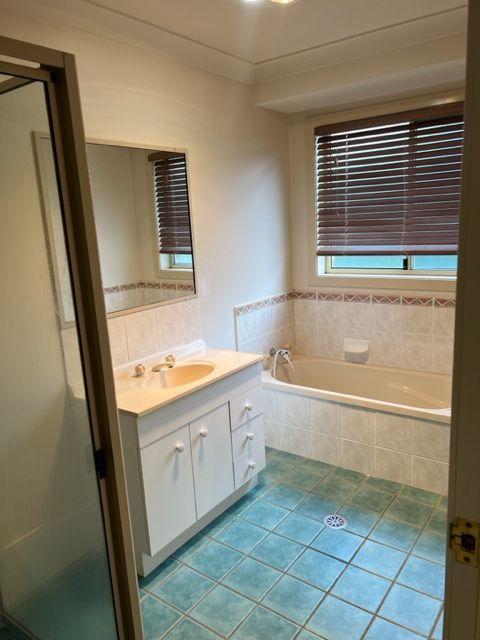 Ray White Real Estate Forbes - 02 6851 1411