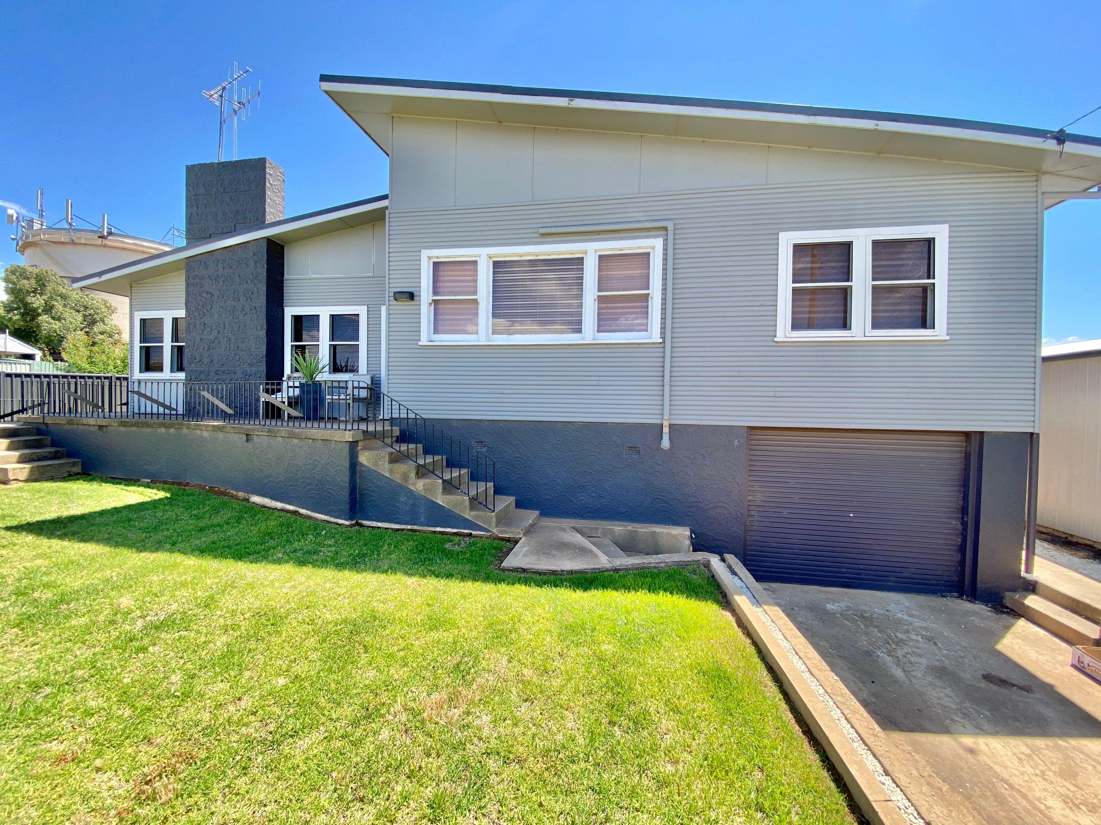 Prop-GPT: House: NSW Forbes, NSW 2871 Home For Rent