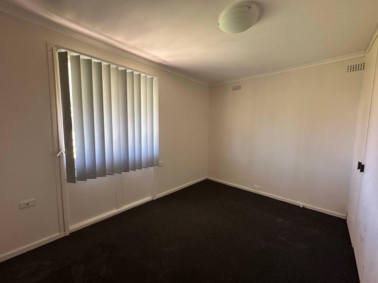 Ray White Real Estate Forbes 02 68511411