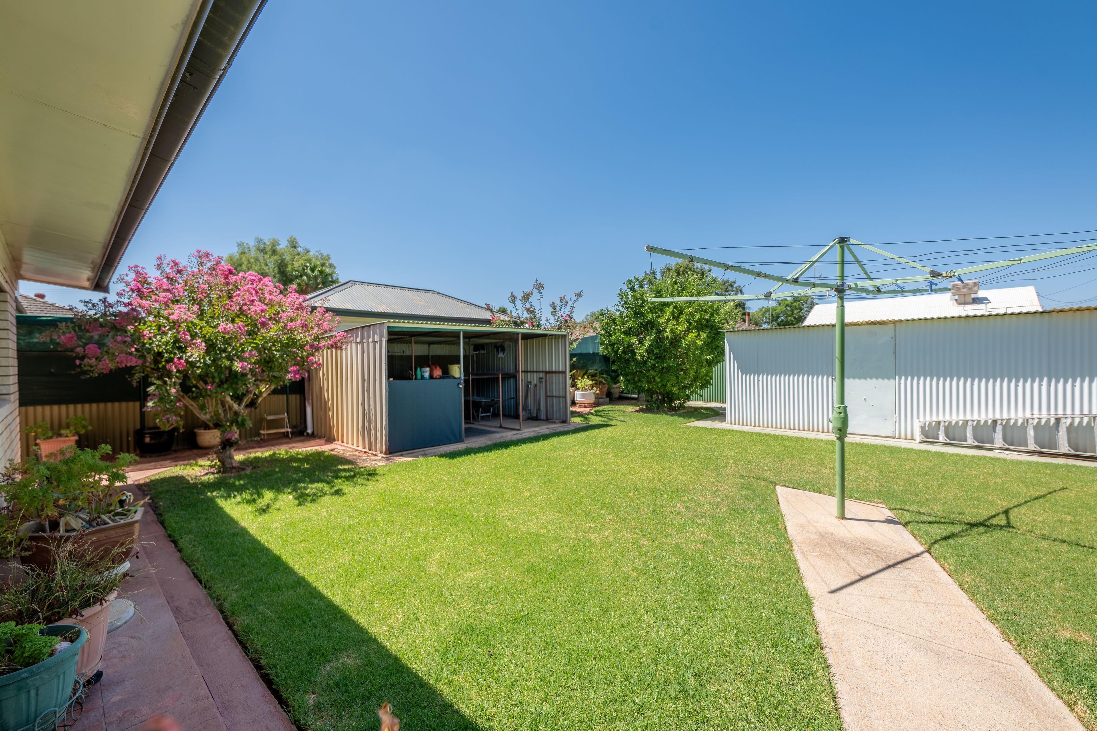 Ray White Forbes - 68511411