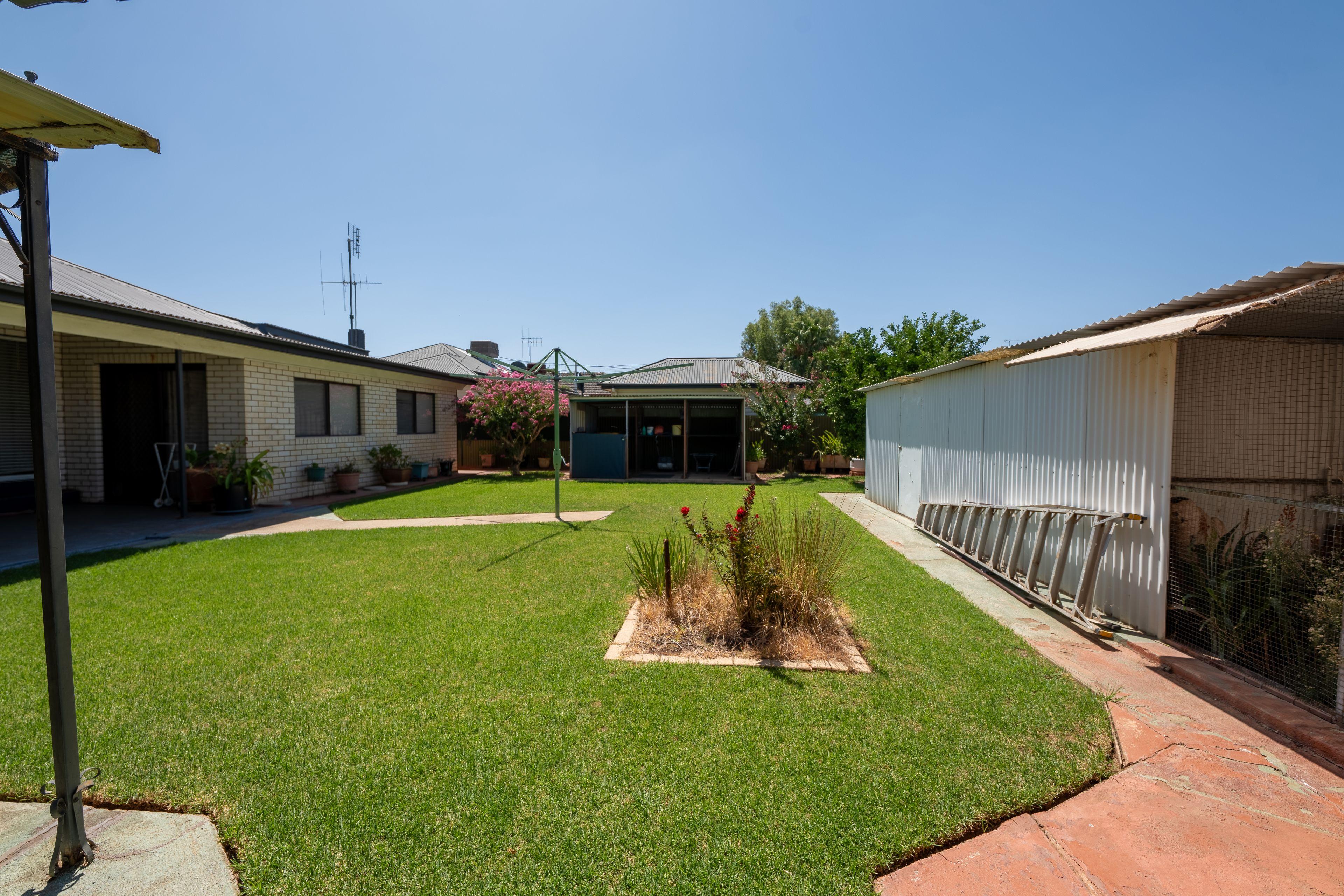 Ray White Forbes - 68511411