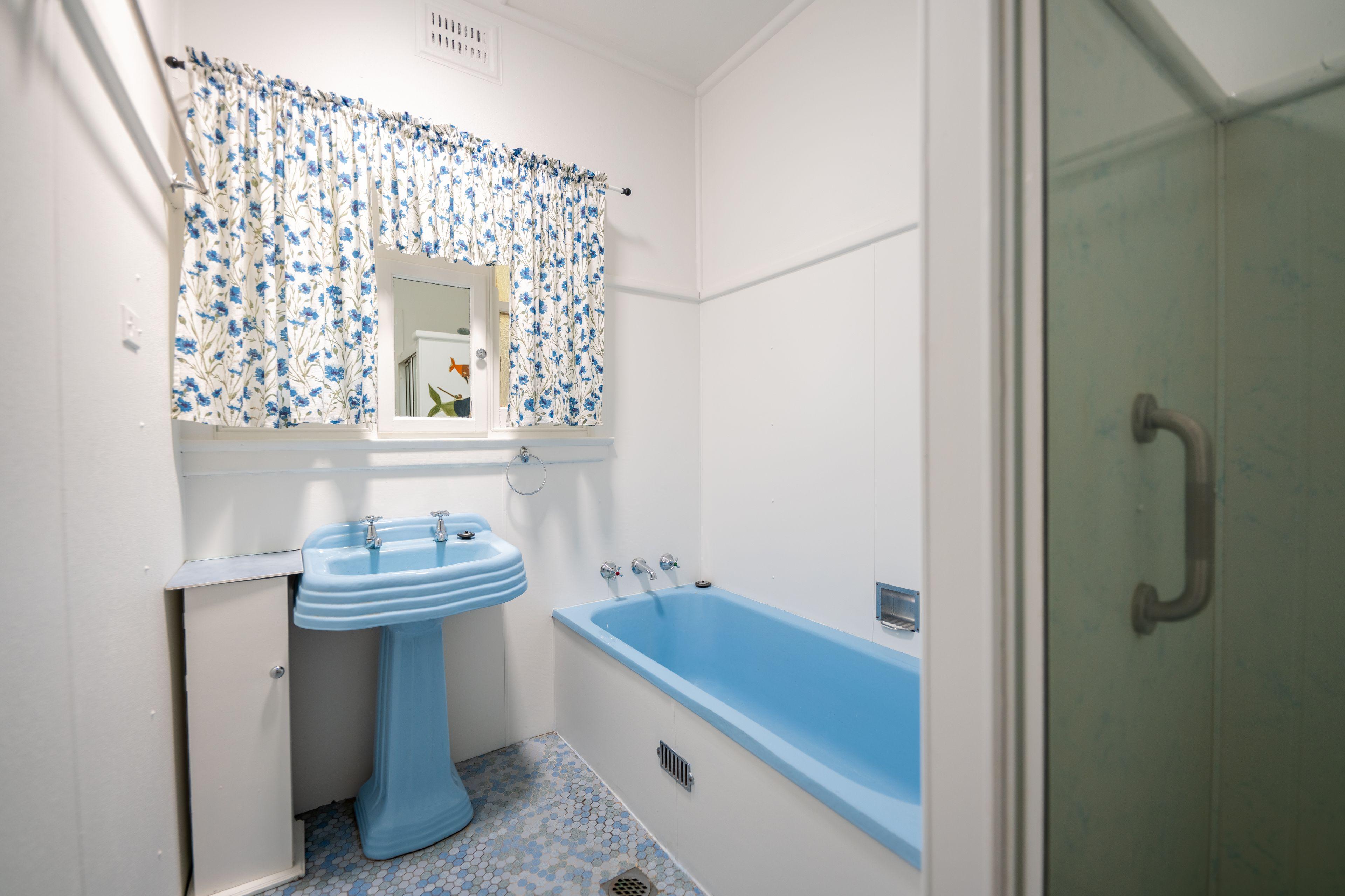 Ray White Forbes - 68511411