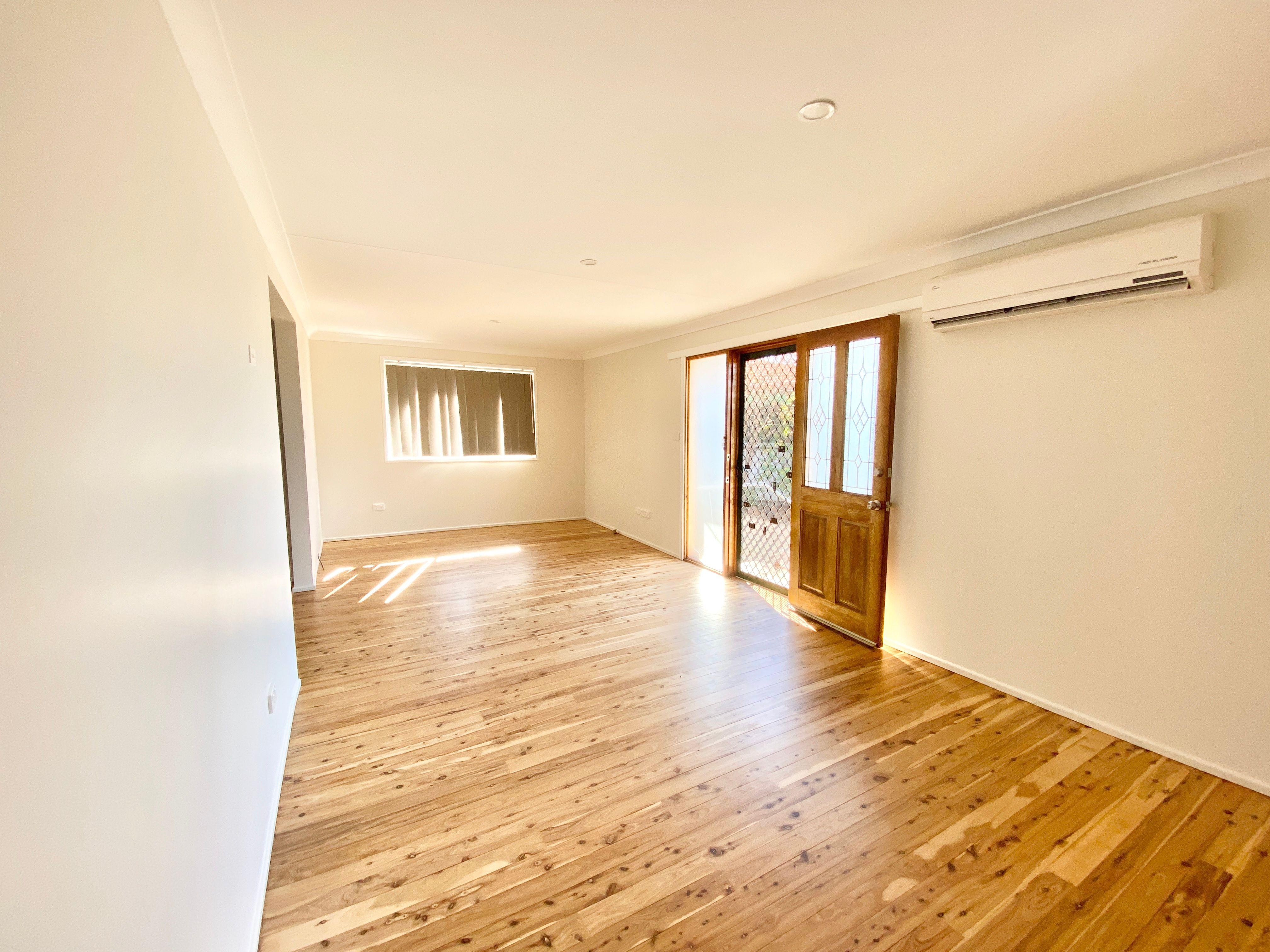 Ray White Real Estate Forbes - 68511411