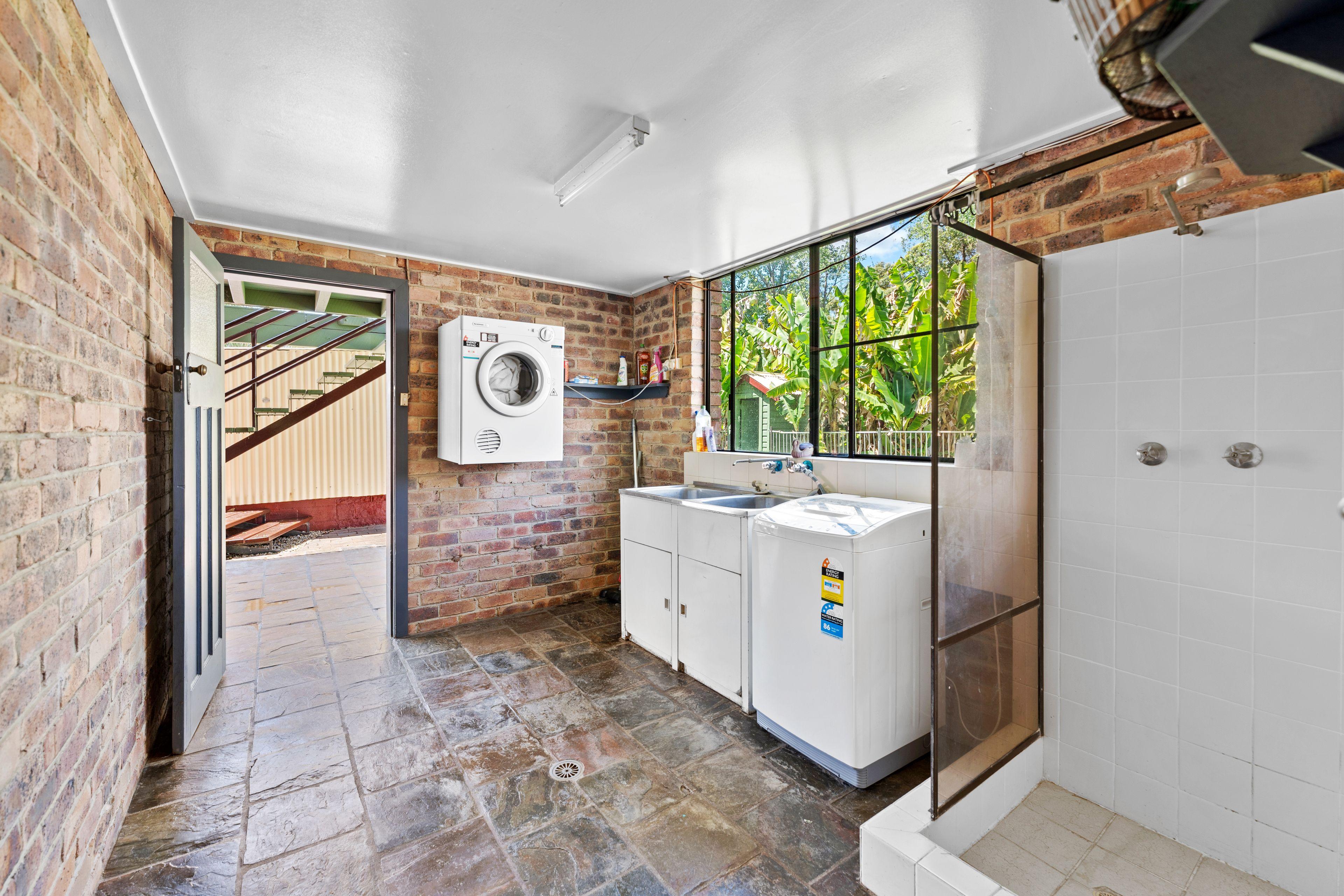 ONCE IN A GENERATION PROPERTY - OFFER STRONG
