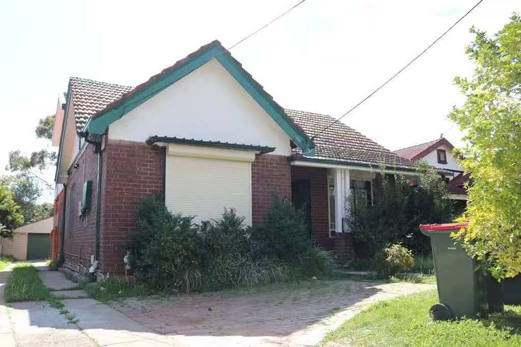 Share House Available - 13 Liverpool Road, Croydon