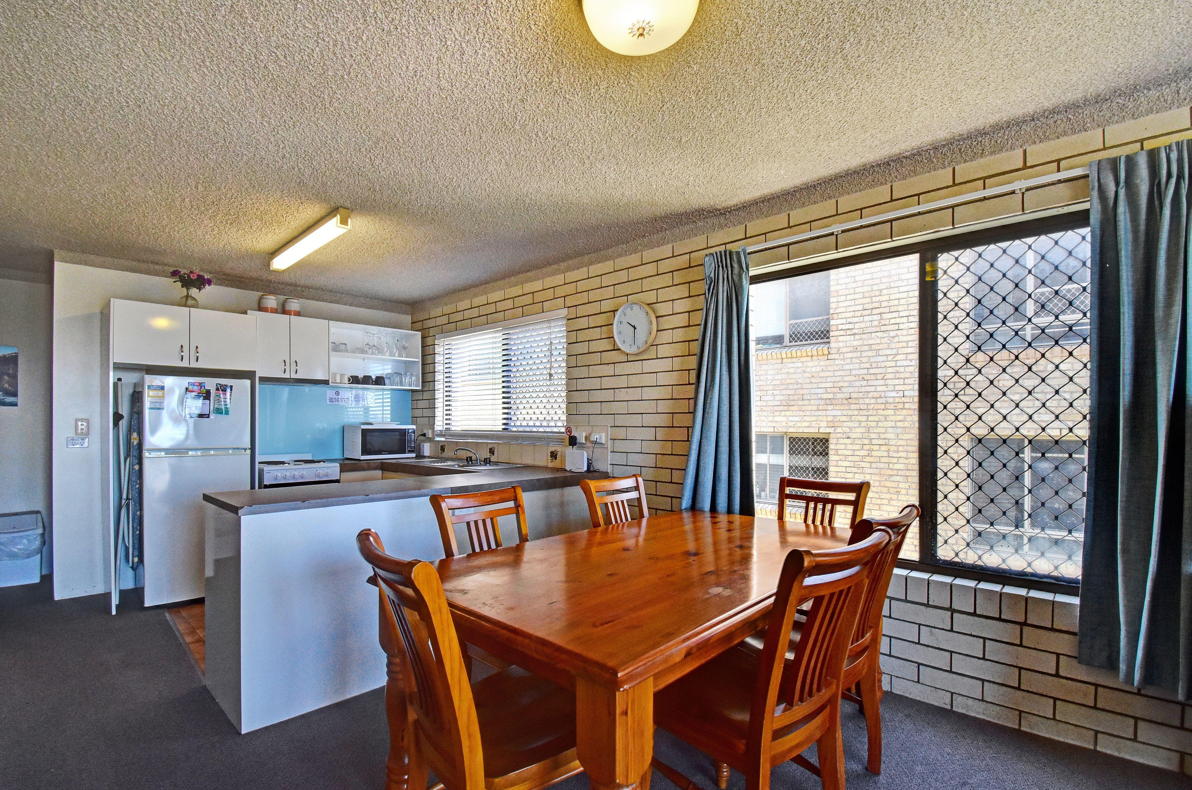 Fully Furnished 3 bedroom unit with Ocean Views!