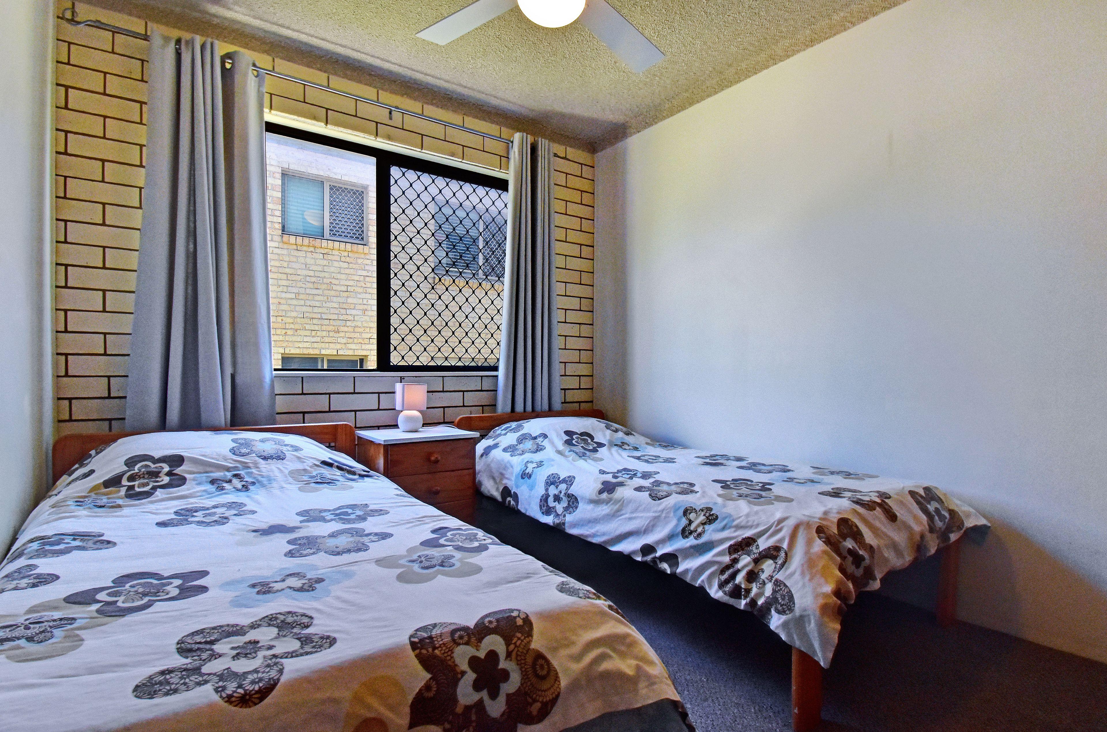 Fully Furnished 3 bedroom unit with Ocean Views!