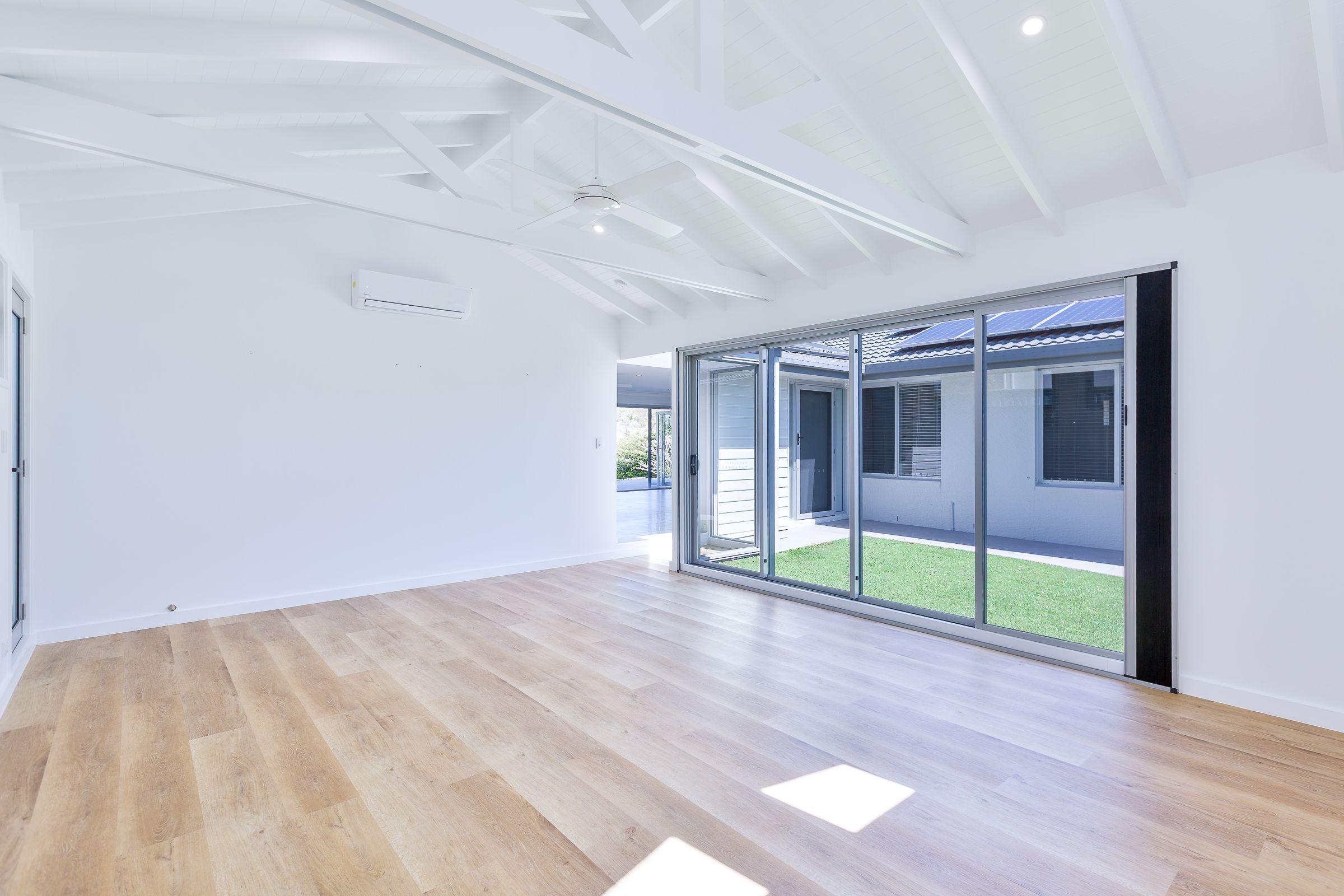 Exclusive Waterfront Haven in Burleigh Waters