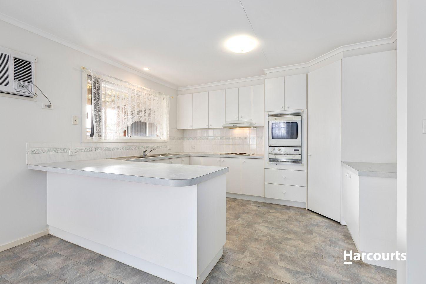 34 Osborne Avenue, North Geelong, VIC 3215 - House for Rent - harcourts.net