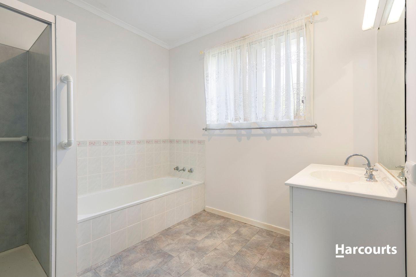 34 Osborne Avenue, North Geelong, VIC 3215 - House for Rent - harcourts.net