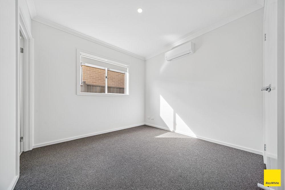 Rooming House - 3 Private Rooms with Ensuites | All Bills Included