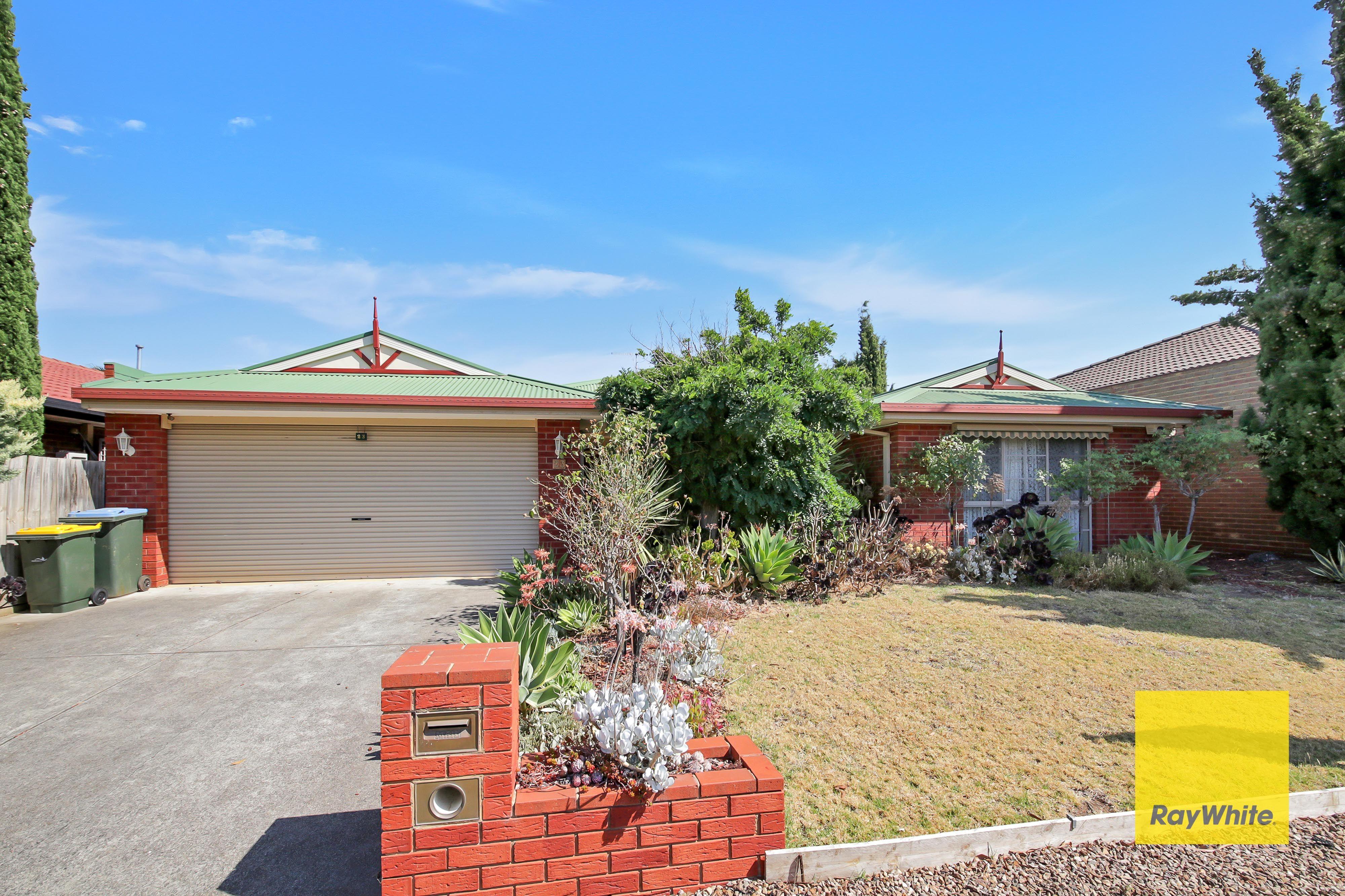 Prop-GPT: House: VIC Hoppers Crossing, VIC 3029 Home For Rent