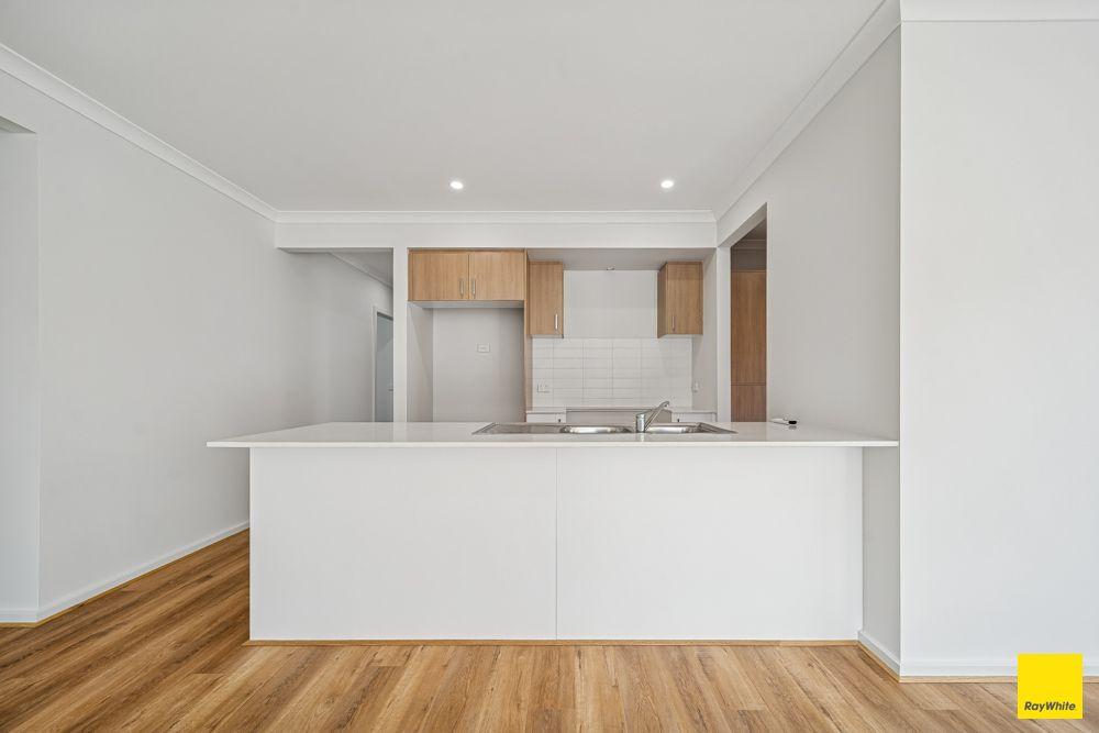 Rooming House - 3 Private Rooms with Ensuites | All Bills Included
