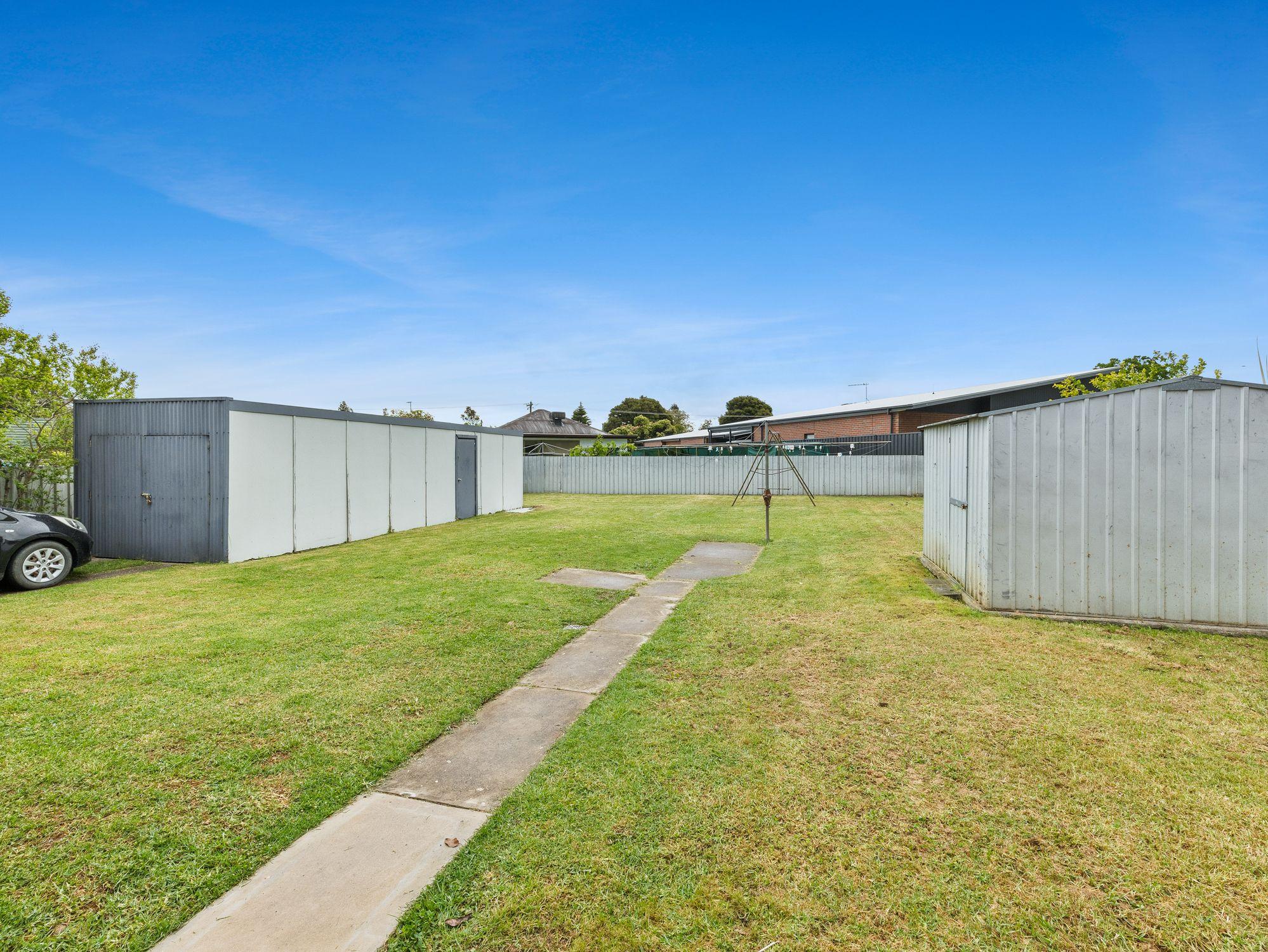 Charming Home in Prime Lavington Location