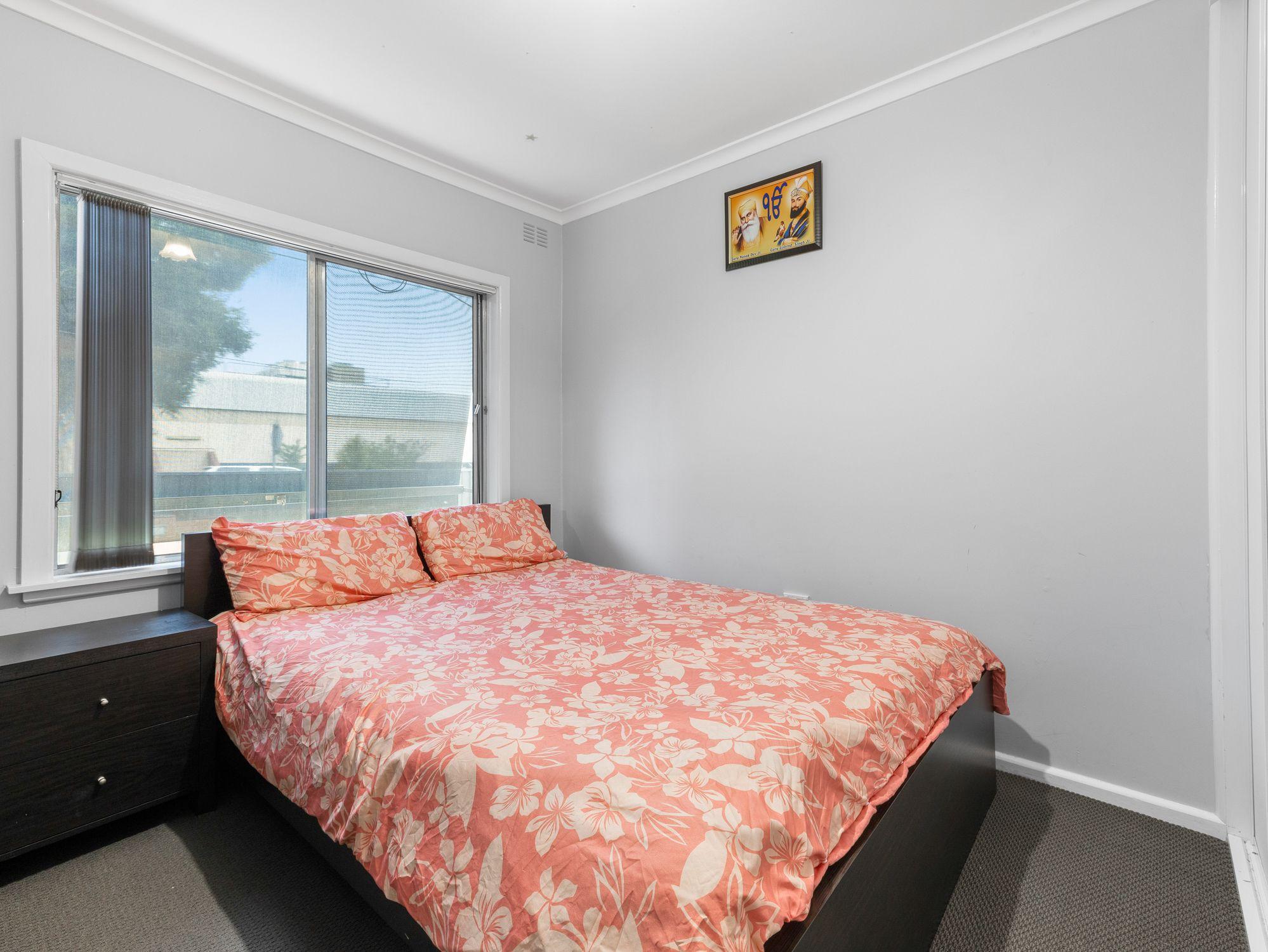 Charming Home in Prime Lavington Location