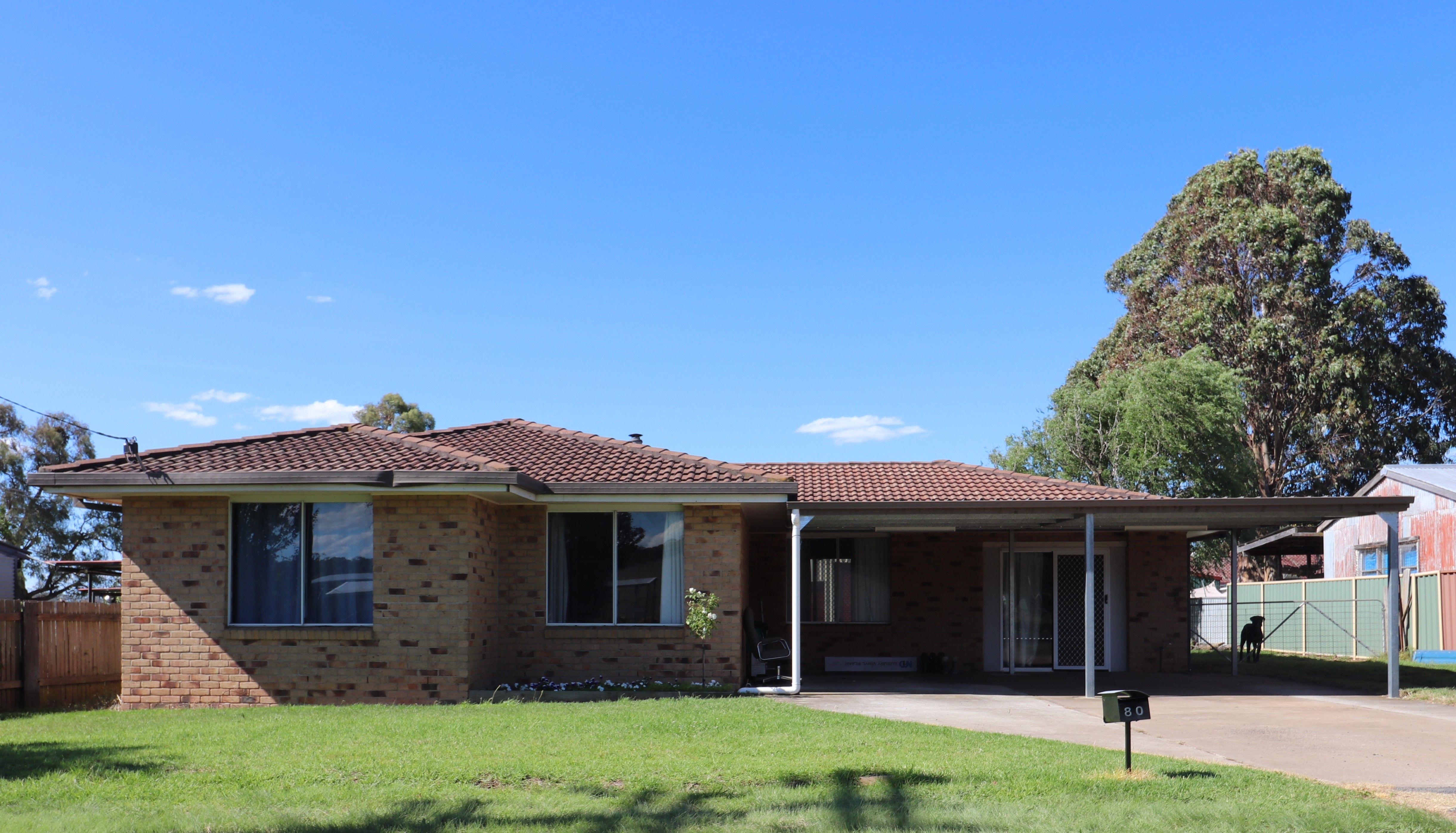 Prop-GPT: House: NSW Glen Innes, NSW 2370 Home For Rent