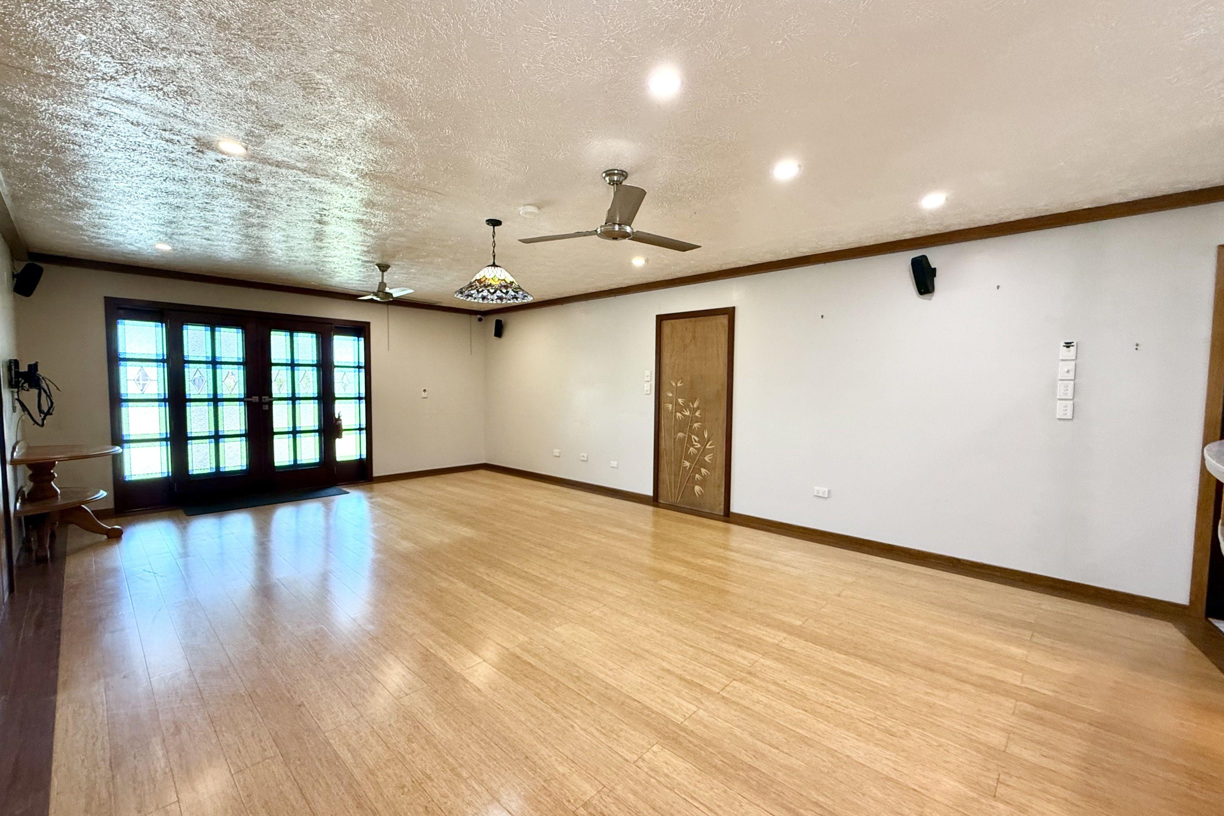 Spacious Family Home In Prime Location