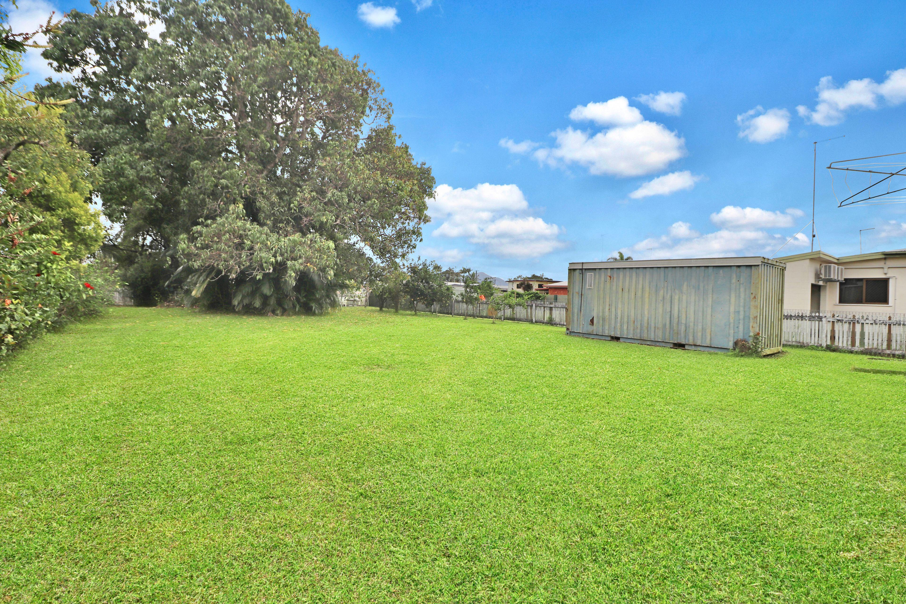 FAMILY HOME IN GOOD LOCATION