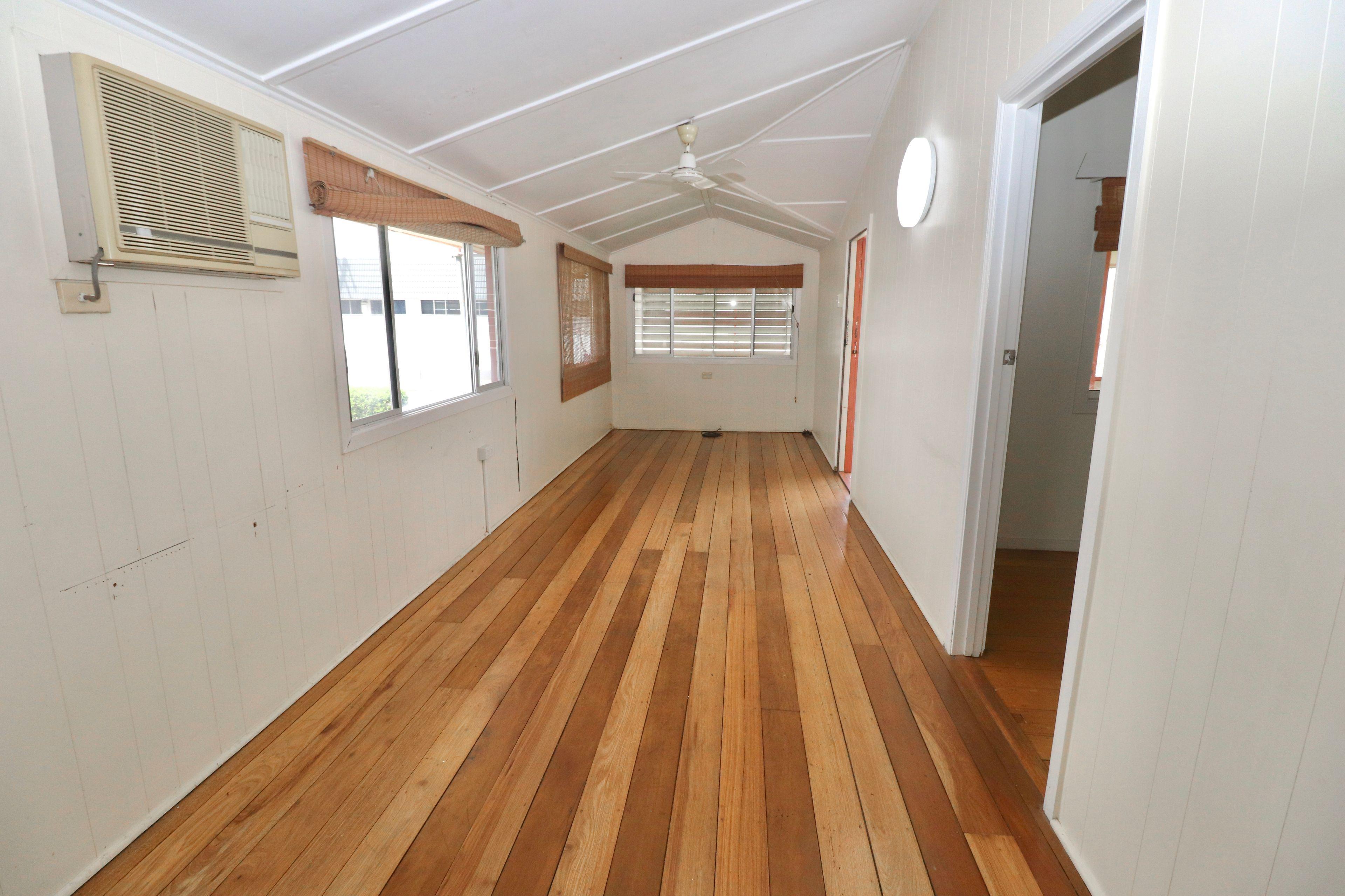 FAMILY HOME IN GOOD LOCATION