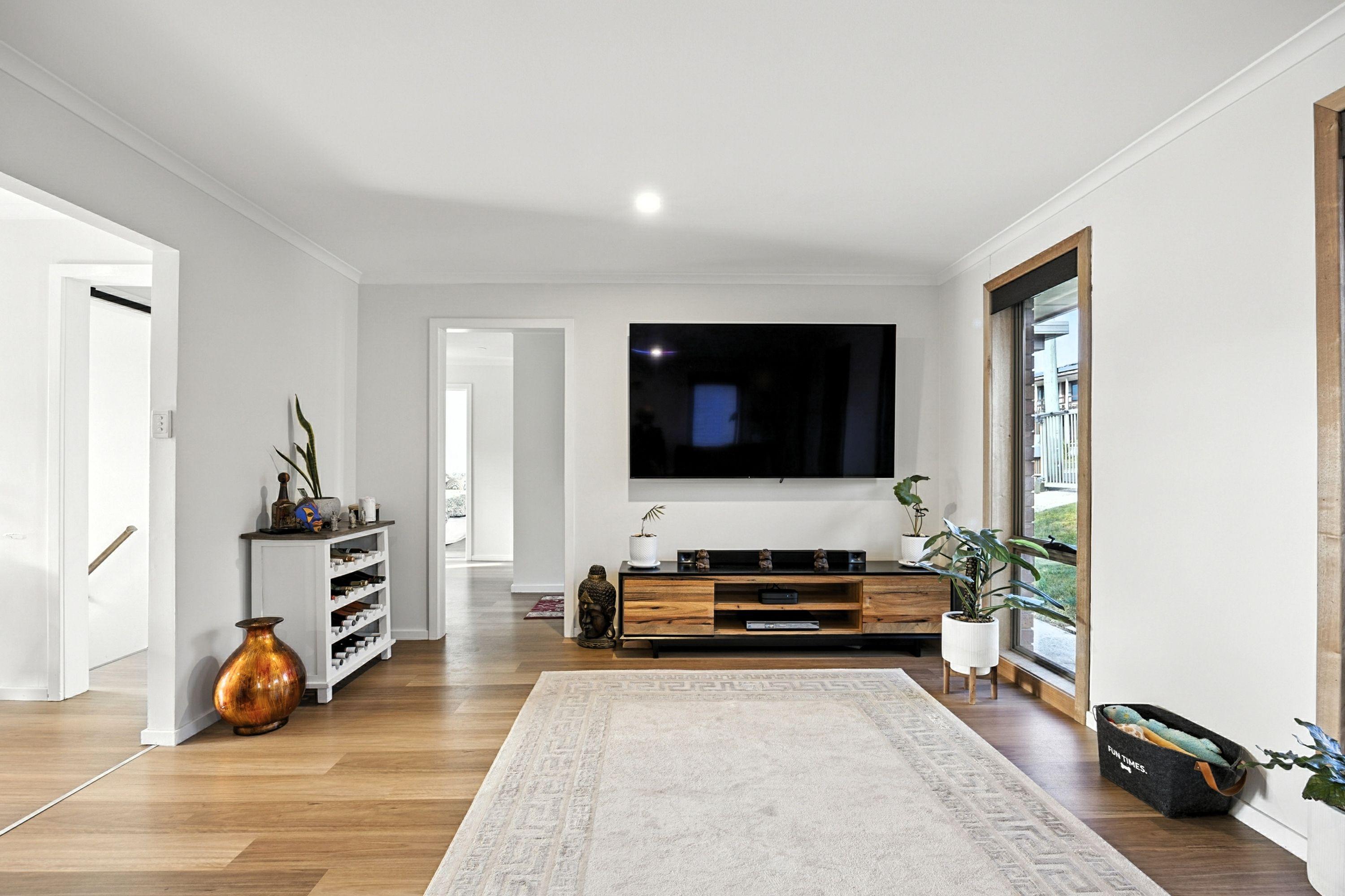 Stylish and Comfortable Family Living