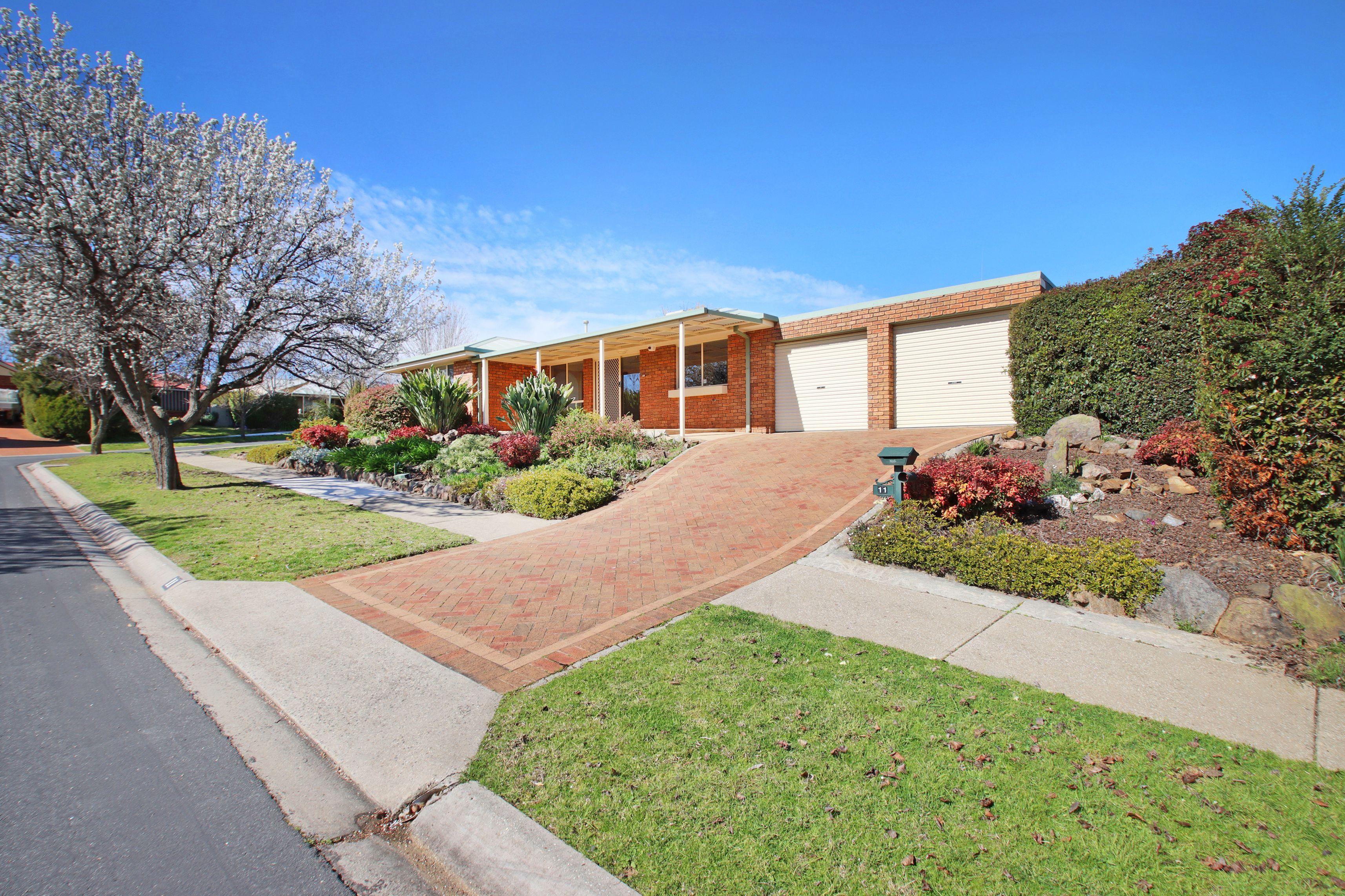 Prop-GPT: House: VIC West Wodonga, VIC 3690 Home For Rent