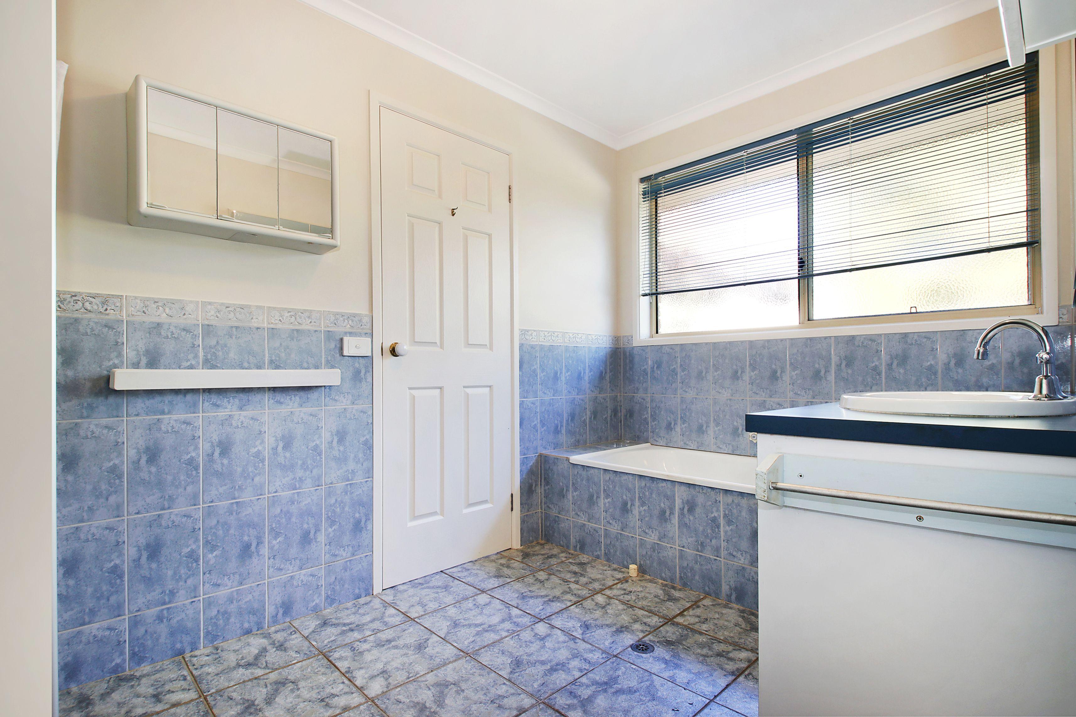 Sun Filled Home in a Quiet Wodonga Court