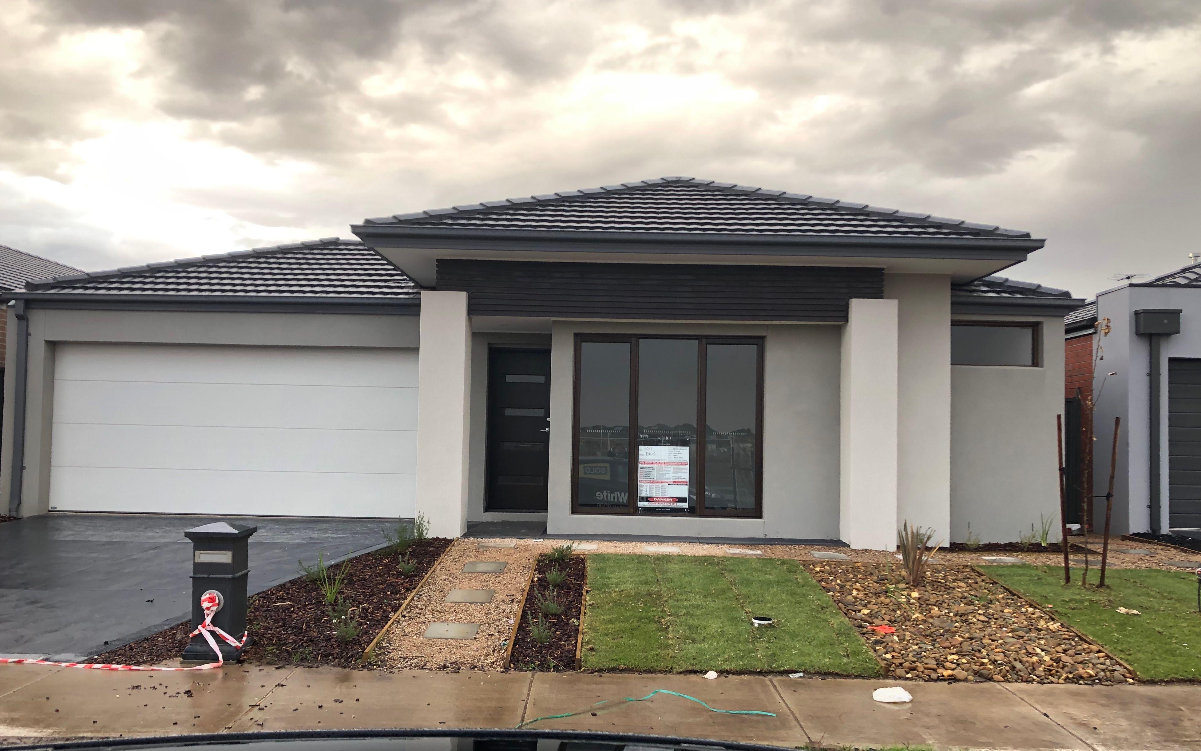 Prop-GPT: House: VIC Tarneit, VIC 3029 Home For Rent