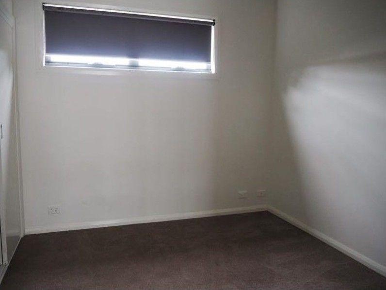 Modern Comfort Meets Urban Convenience in the Heart of West Footscray