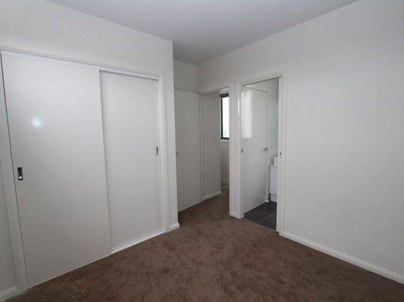 Modern Comfort Meets Urban Convenience in the Heart of West Footscray