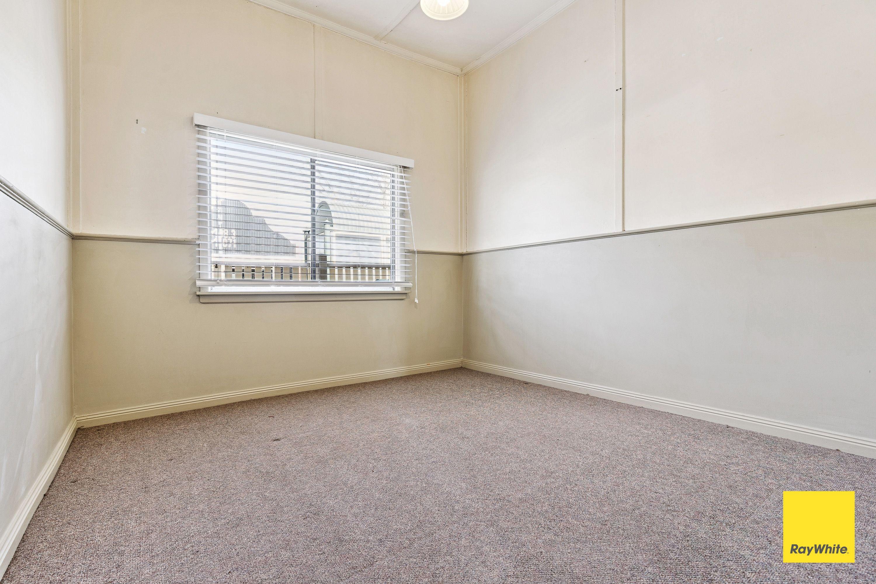 Neat & Comfortable 2-Bedroom Home in Golden Square