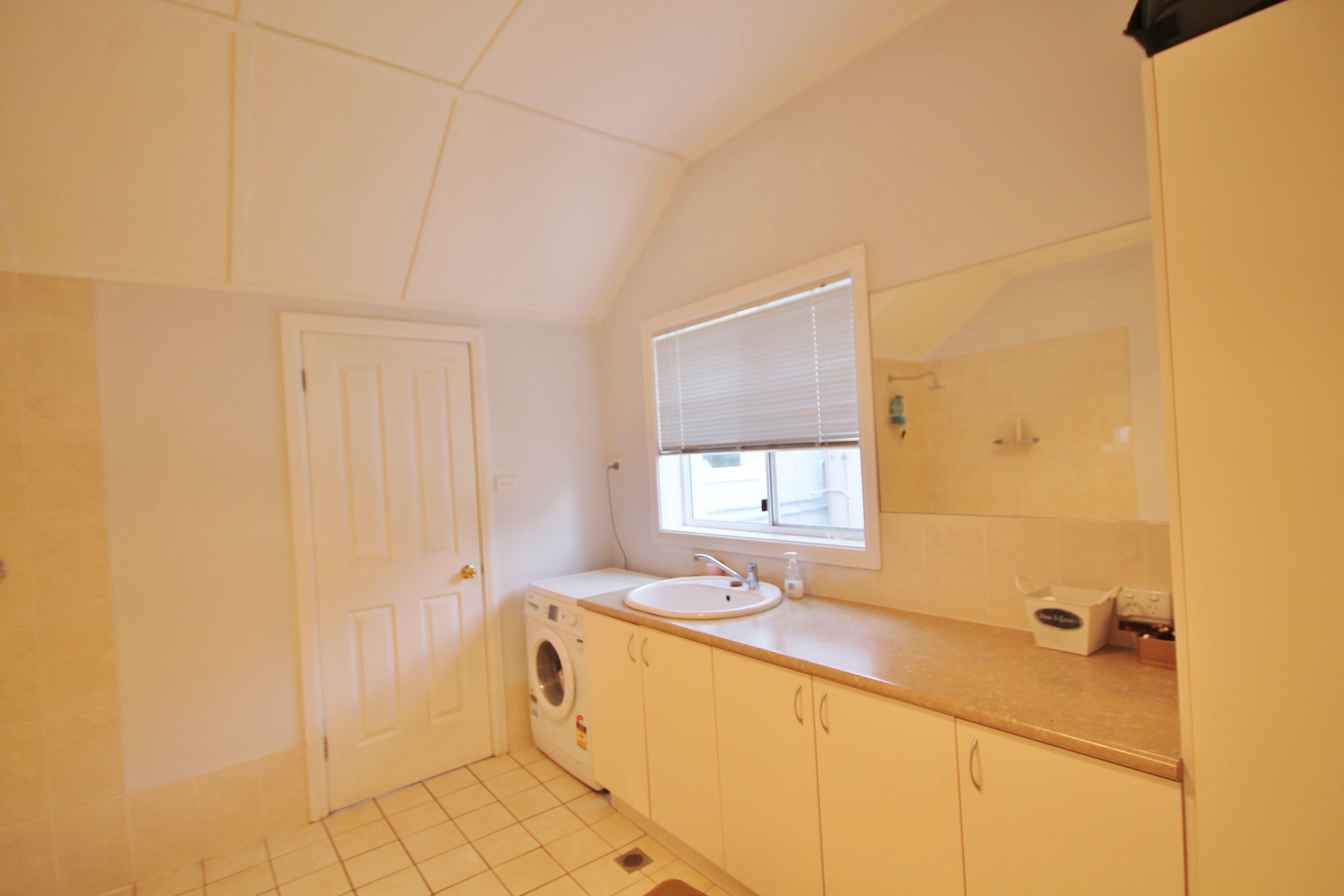 Charming Cottage with a Modern Twist - Fully furnished