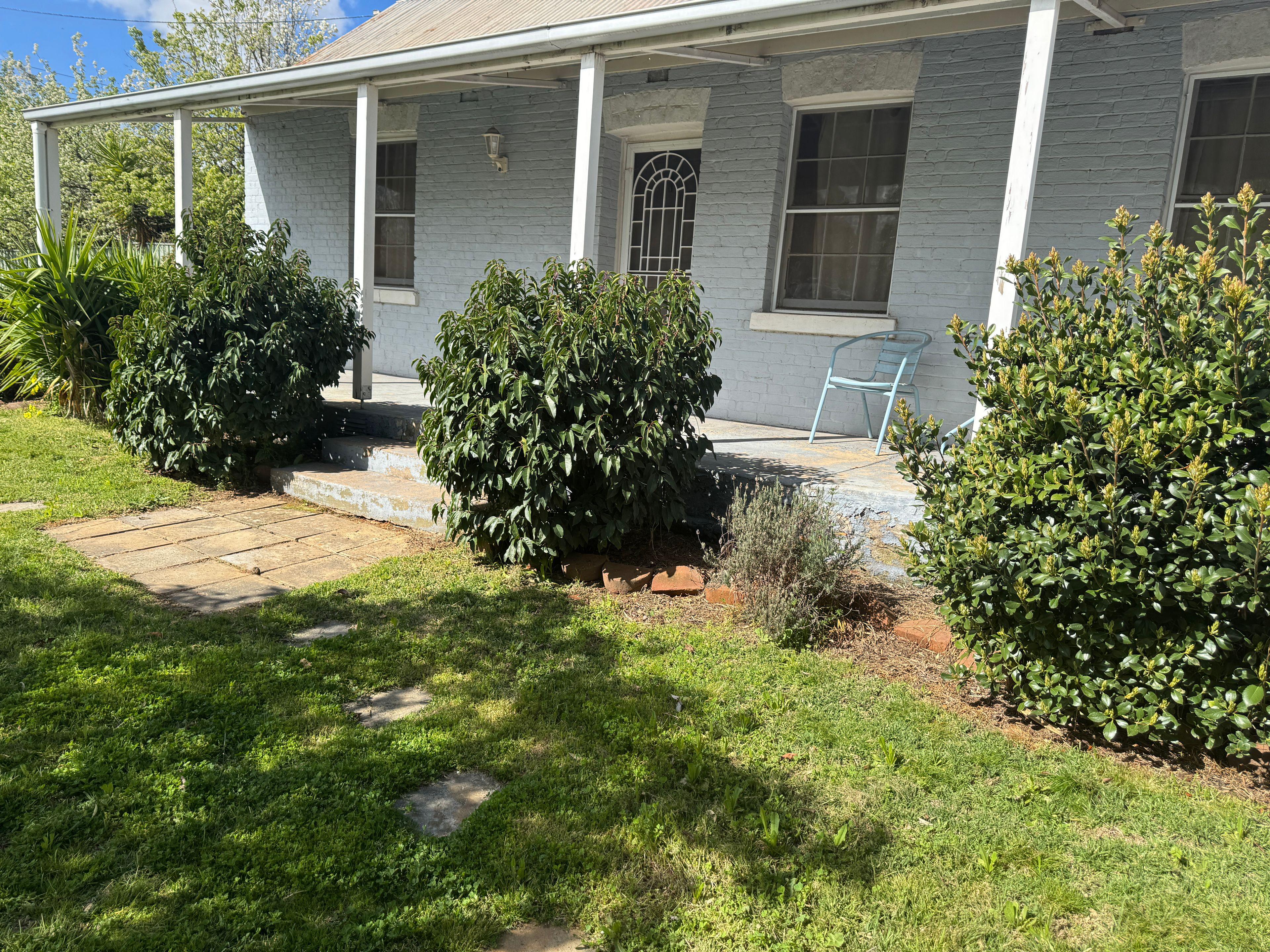 Charming Cottage with a Modern Twist - Fully furnished