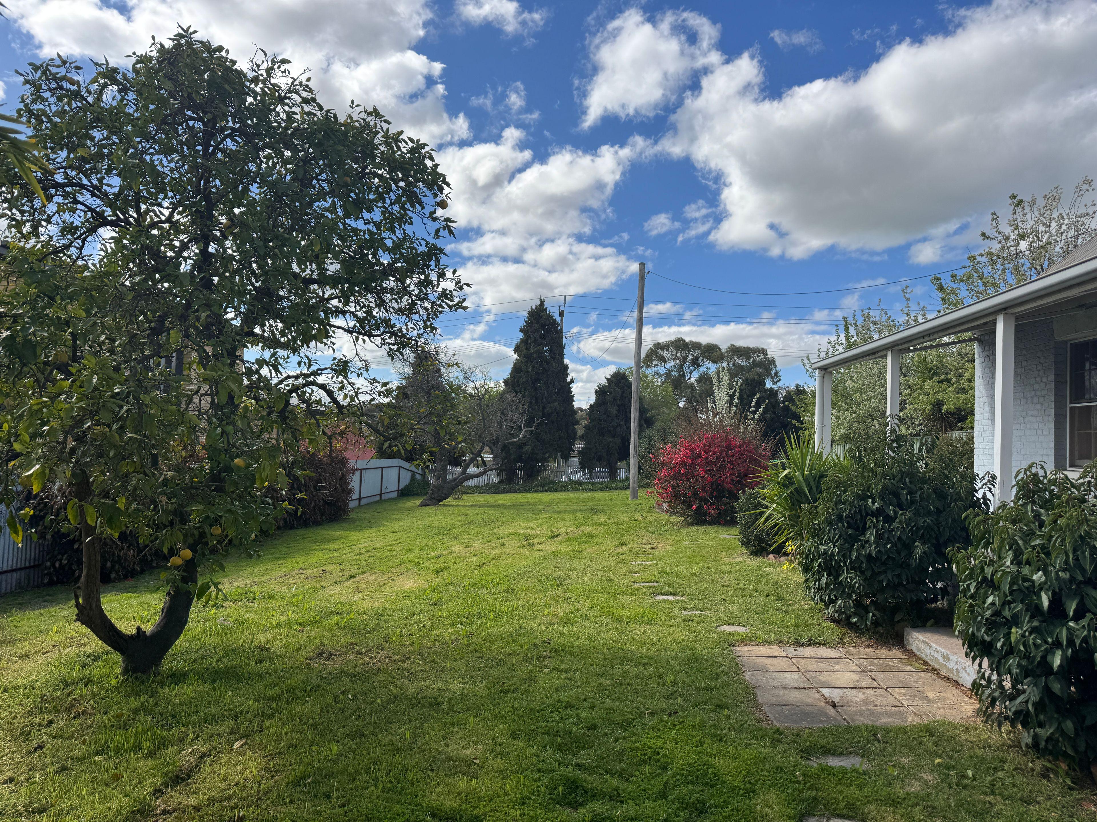 Charming Cottage with a Modern Twist - Fully furnished