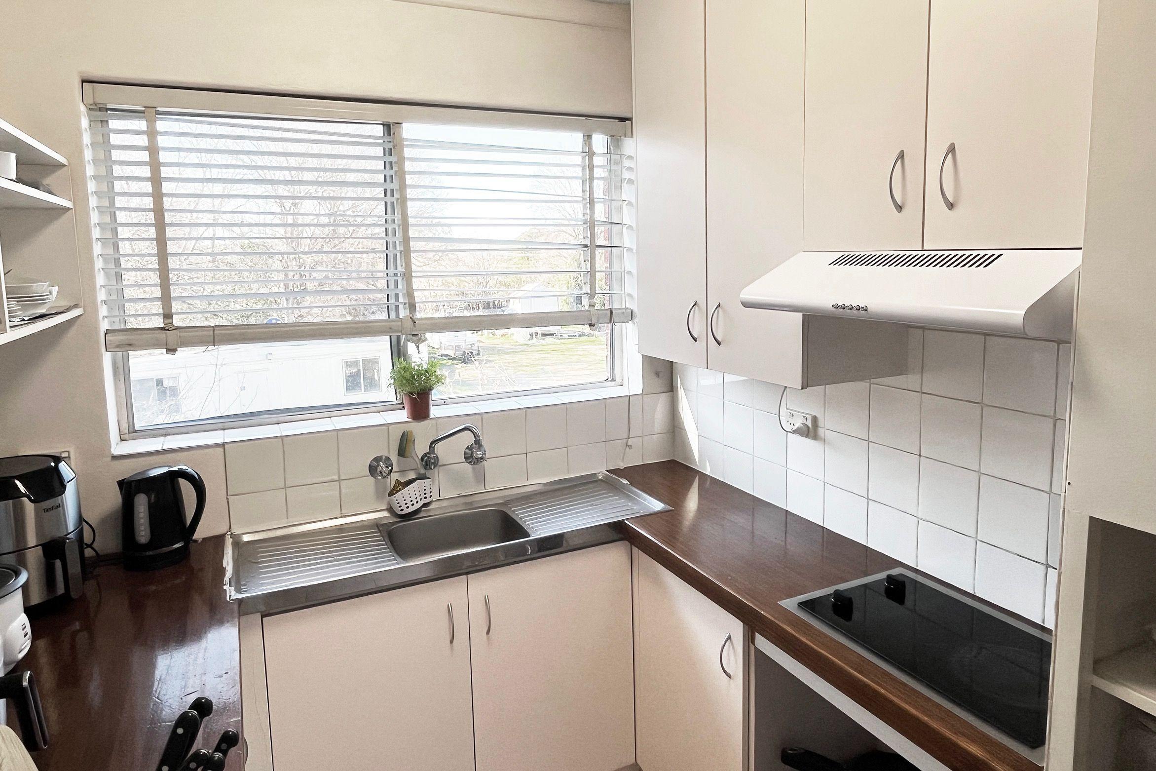 City Access, Suburban Comfort - 2 Bedroom Gem!