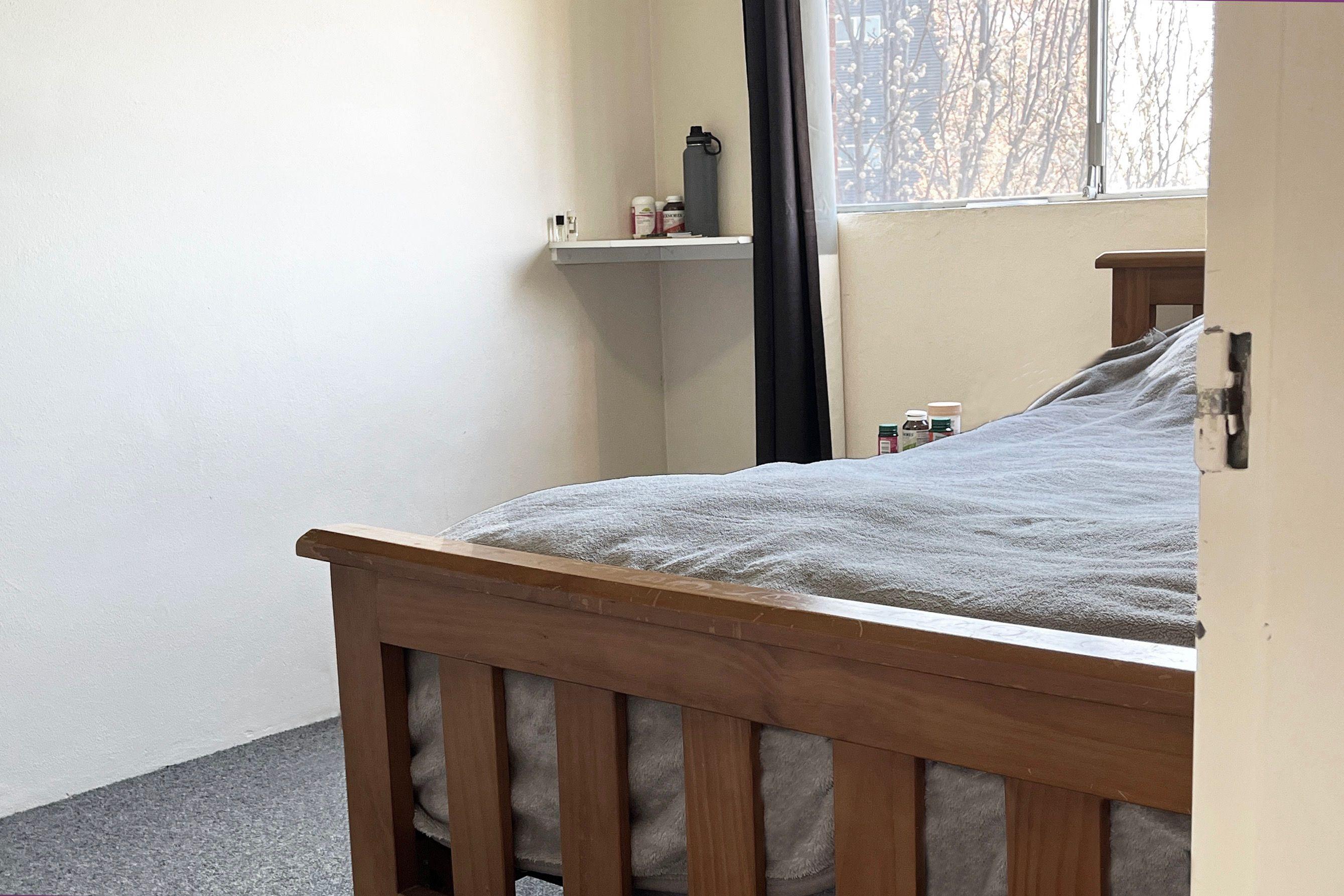 City Access, Suburban Comfort - 2 Bedroom Gem!