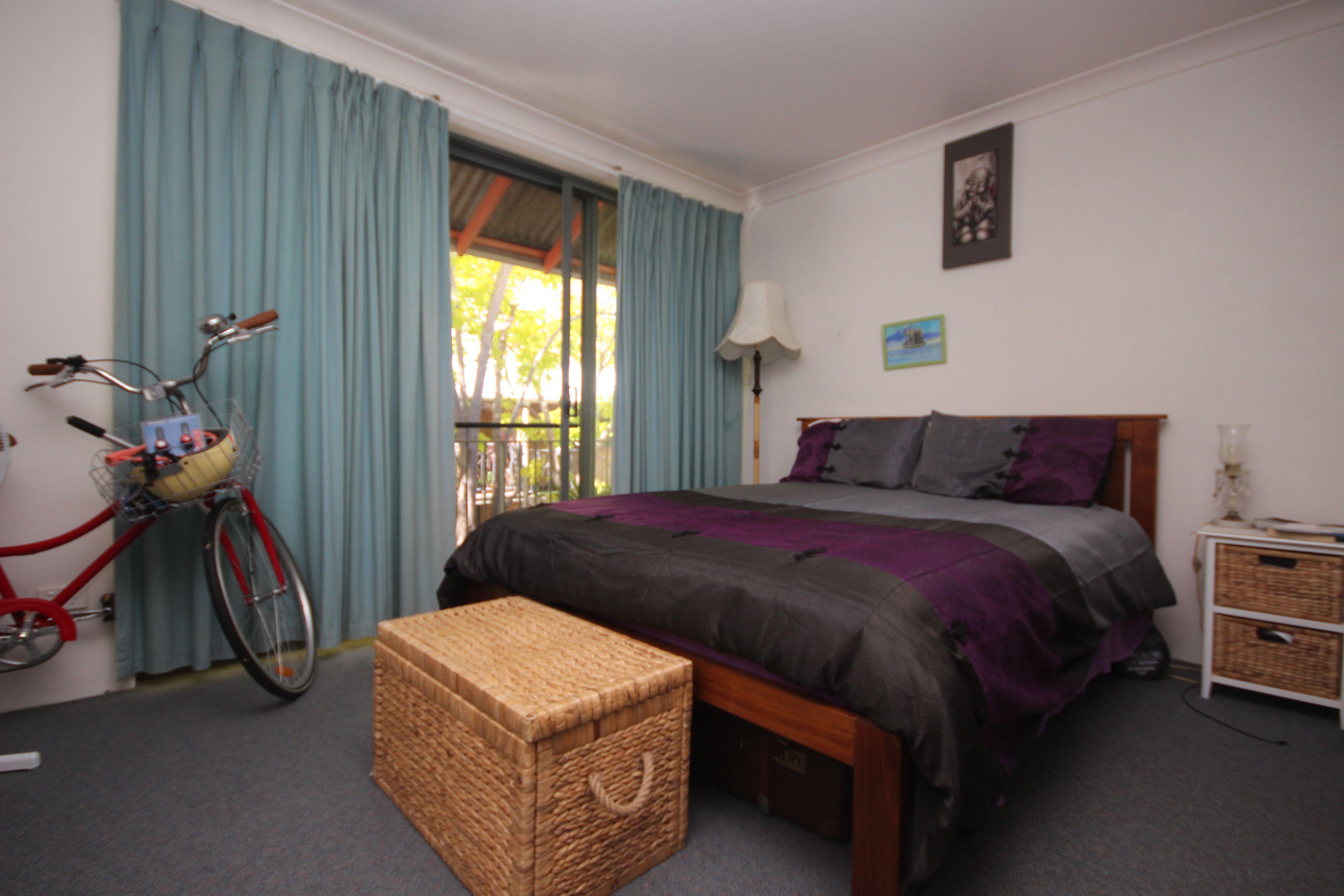 Central and Secure One Bedroom Unit in Wickham