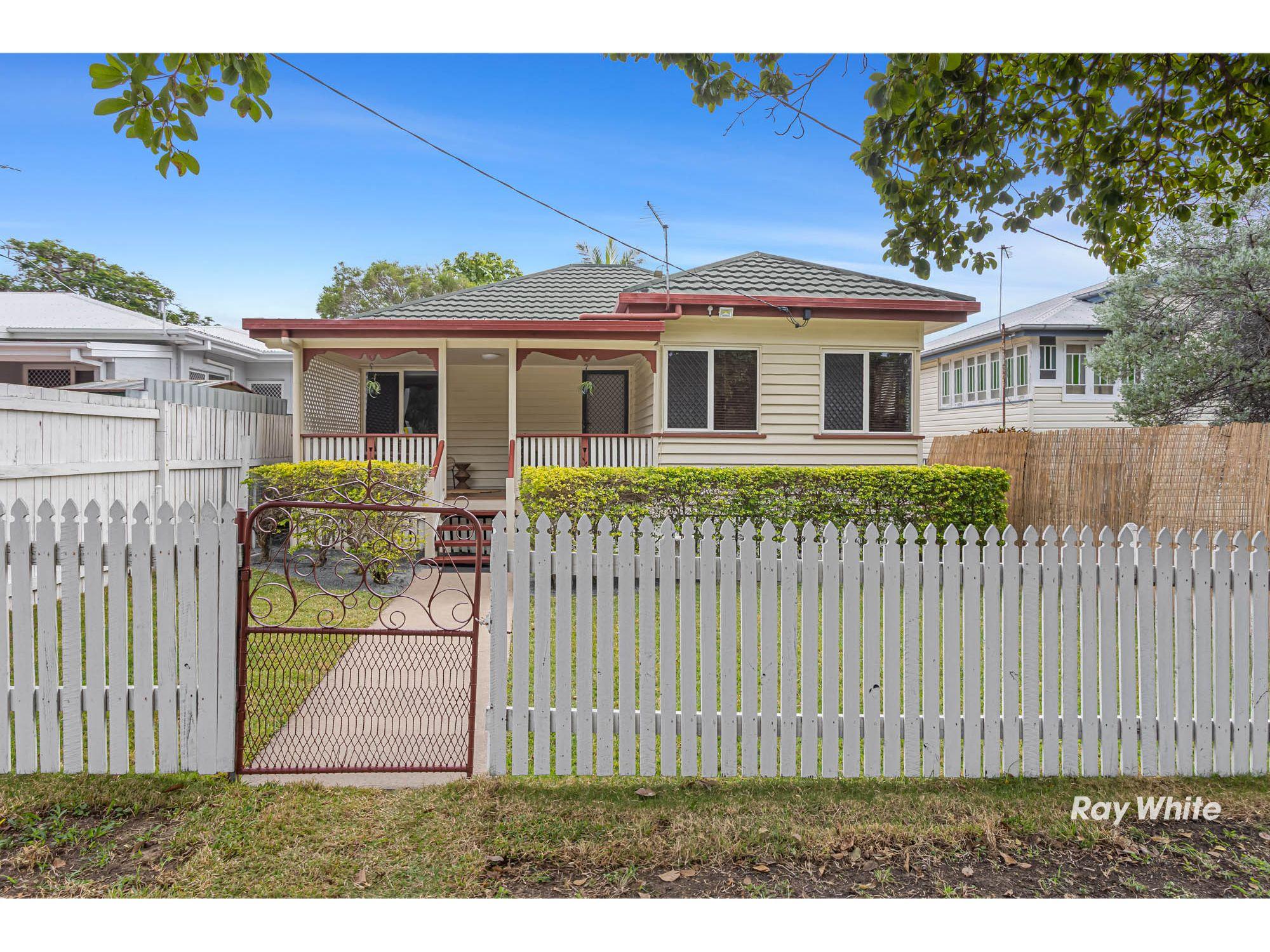 Prop-GPT: House: QLD The Range, QLD 4700 Home For Rent