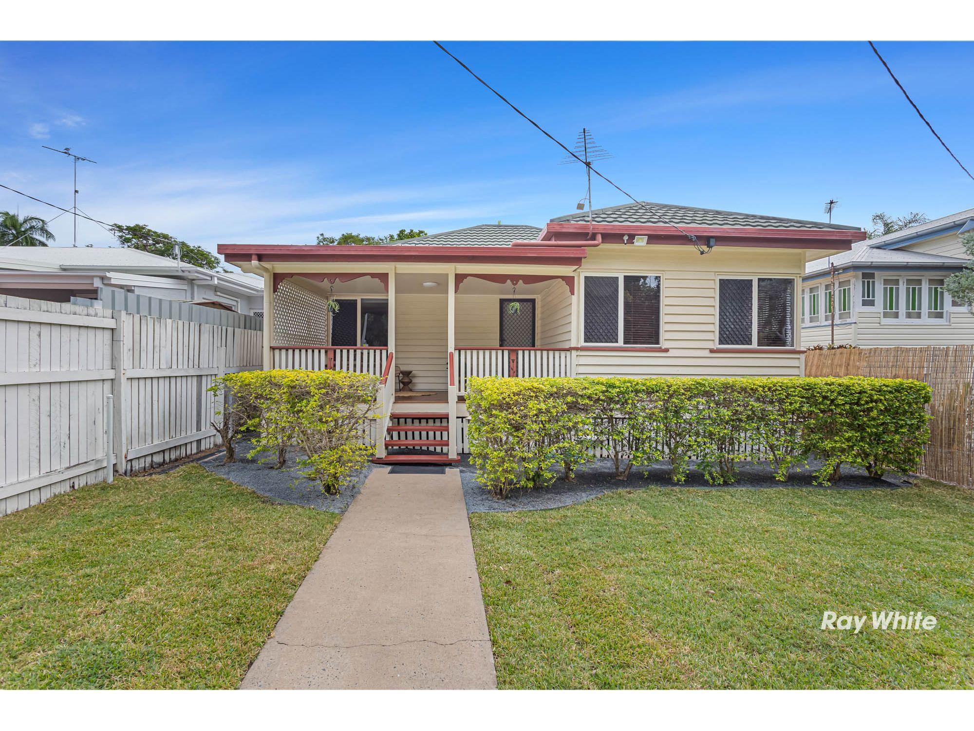 Charming Cottage in Prime Location