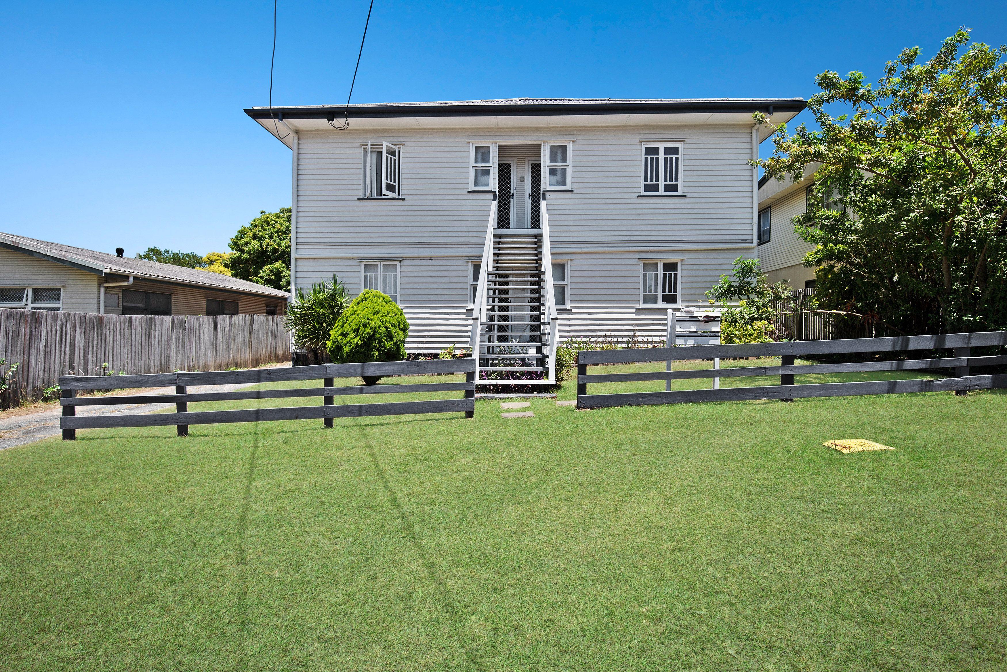 Prop-GPT: Unit: QLD Clontarf, QLD 4019 Home For Rent