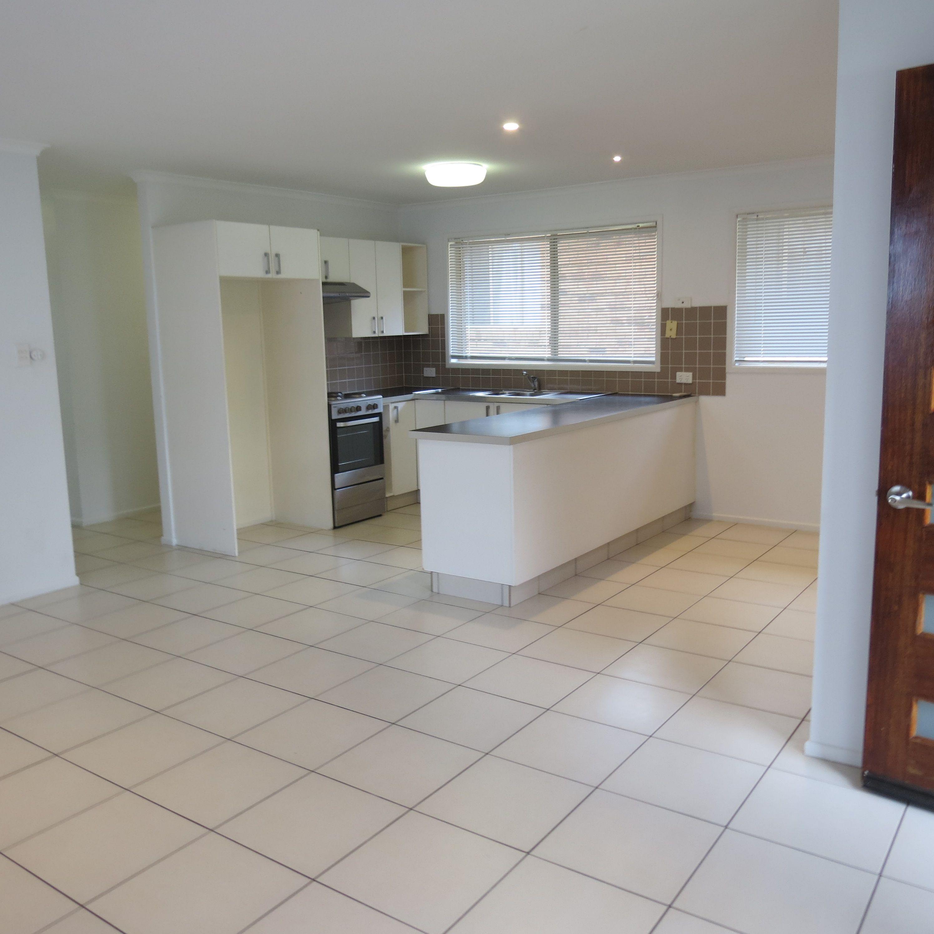 Prop-GPT: House: QLD Manly, QLD 4179 Home For Rent