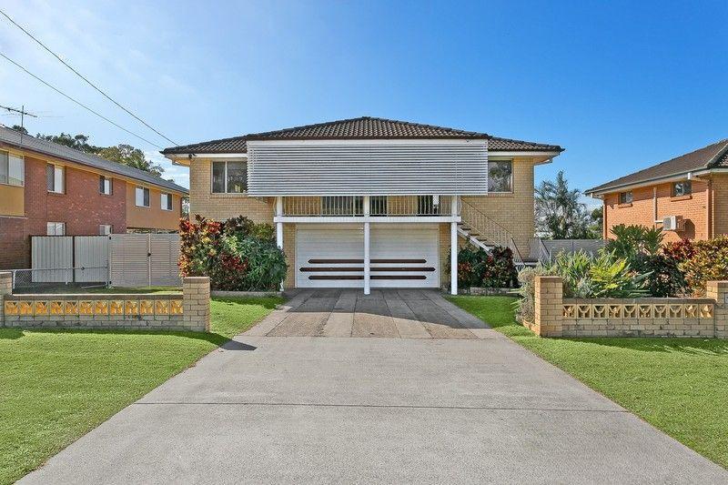 Prop-GPT: House: QLD Clontarf, QLD 4019 Home For Rent